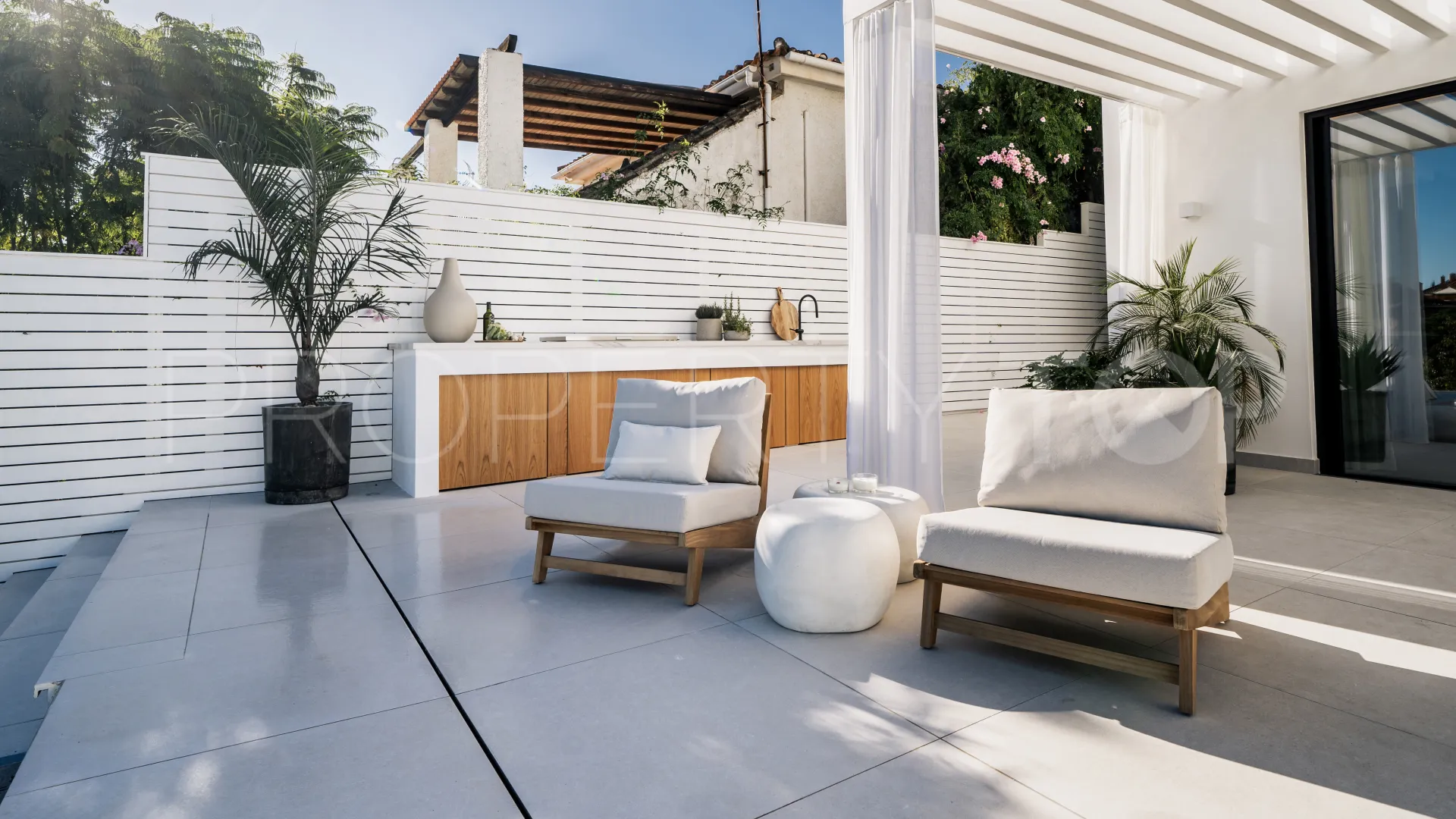 Nueva Andalucia villa for sale