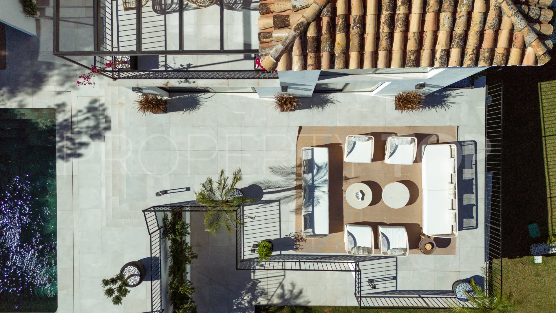 5 bedrooms Los Naranjos Hill Club villa for sale