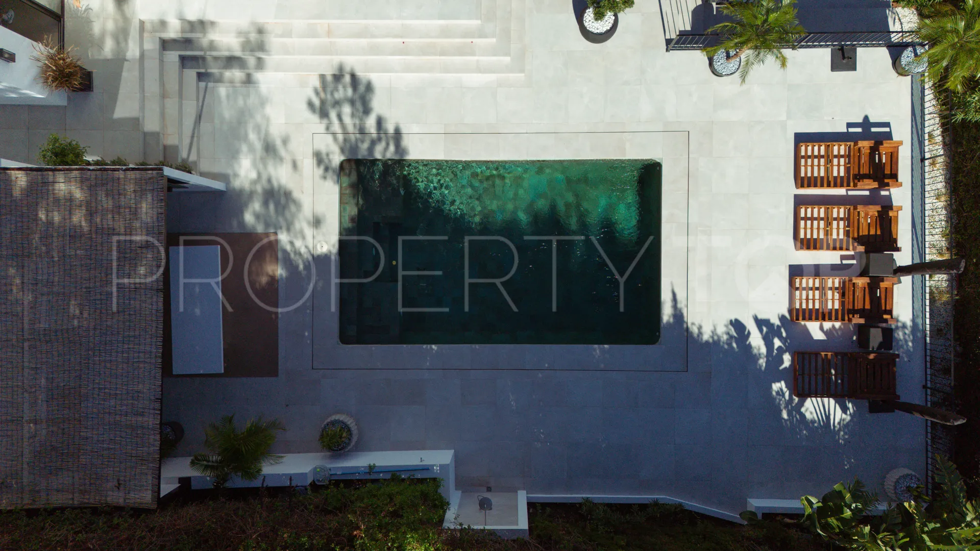 5 bedrooms Los Naranjos Hill Club villa for sale