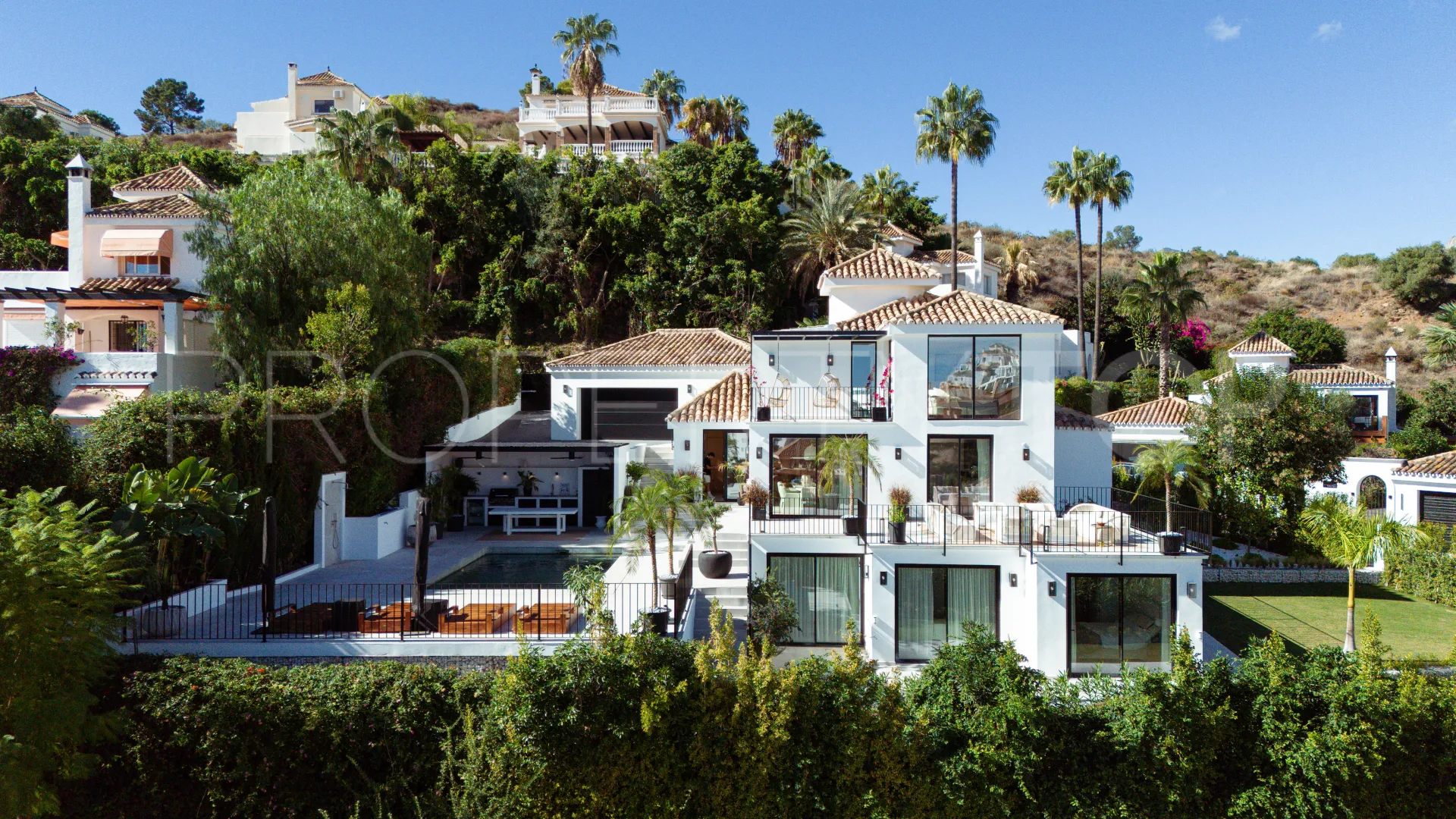 5 bedrooms Los Naranjos Hill Club villa for sale