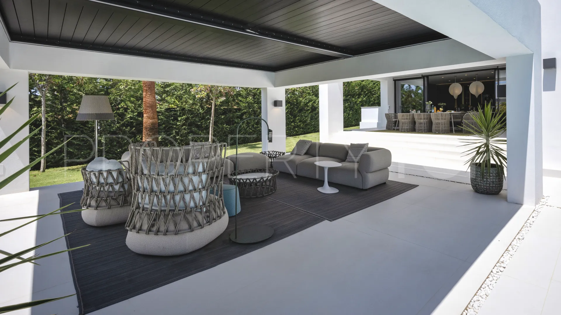 For sale villa in Cortijo Blanco with 6 bedrooms