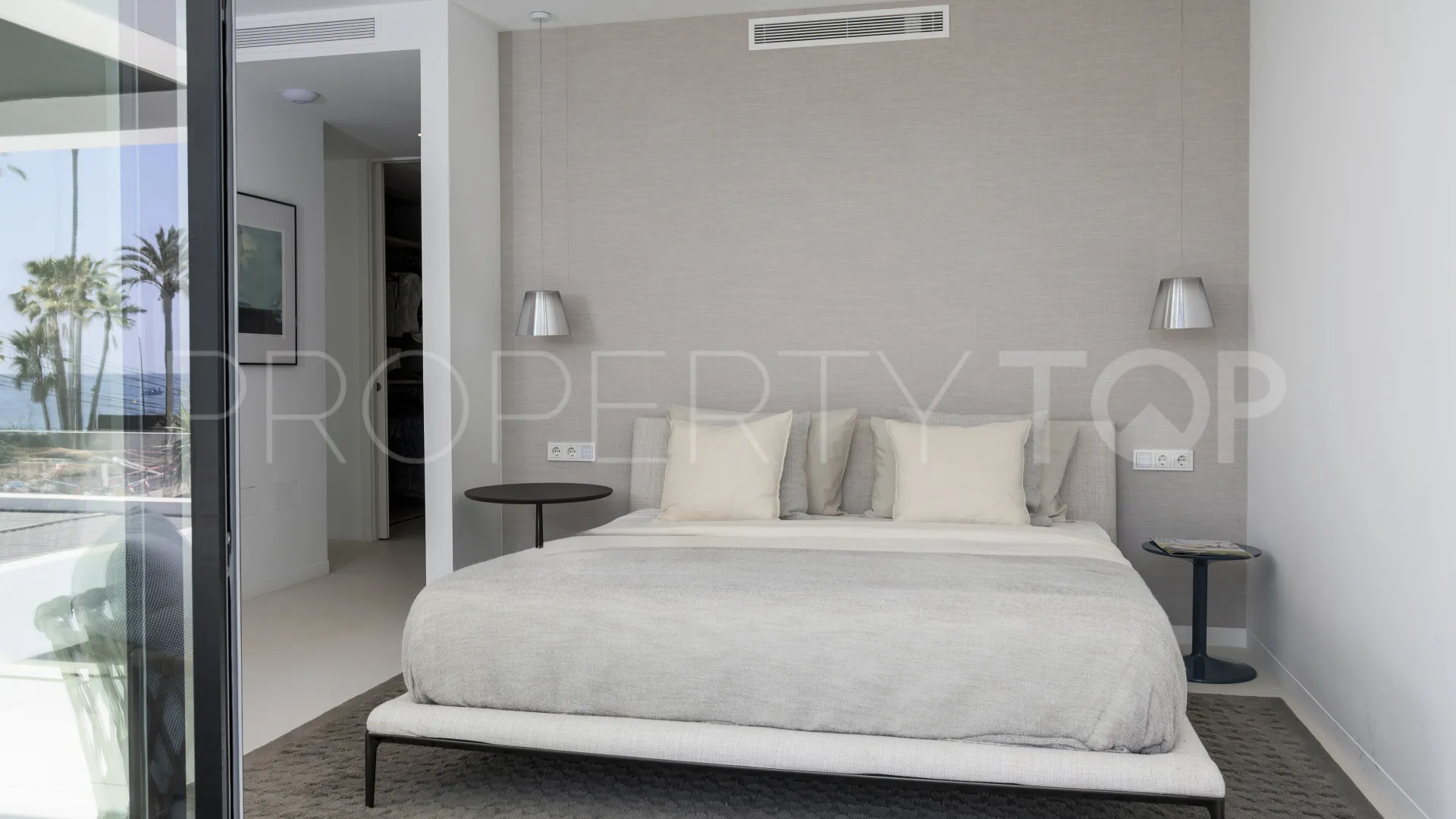 For sale villa in Cortijo Blanco with 6 bedrooms