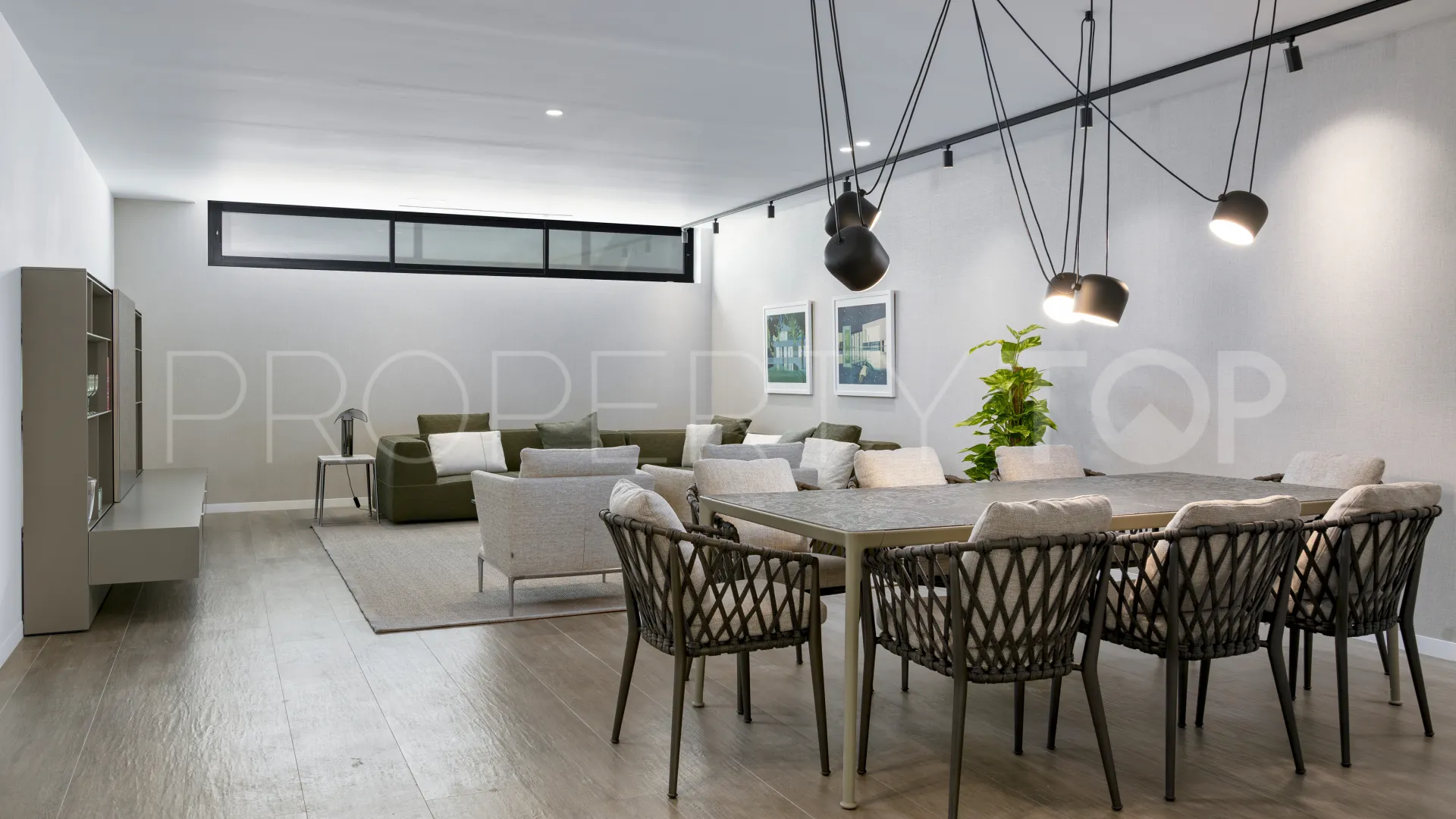 For sale villa in Cortijo Blanco with 6 bedrooms
