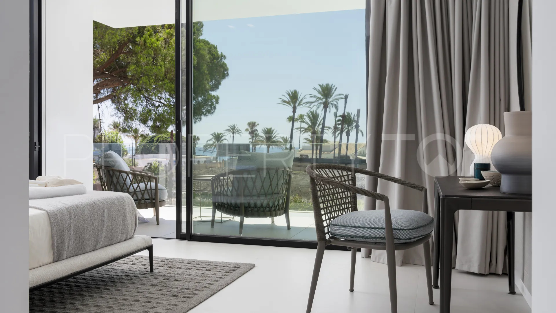For sale villa in Cortijo Blanco with 6 bedrooms