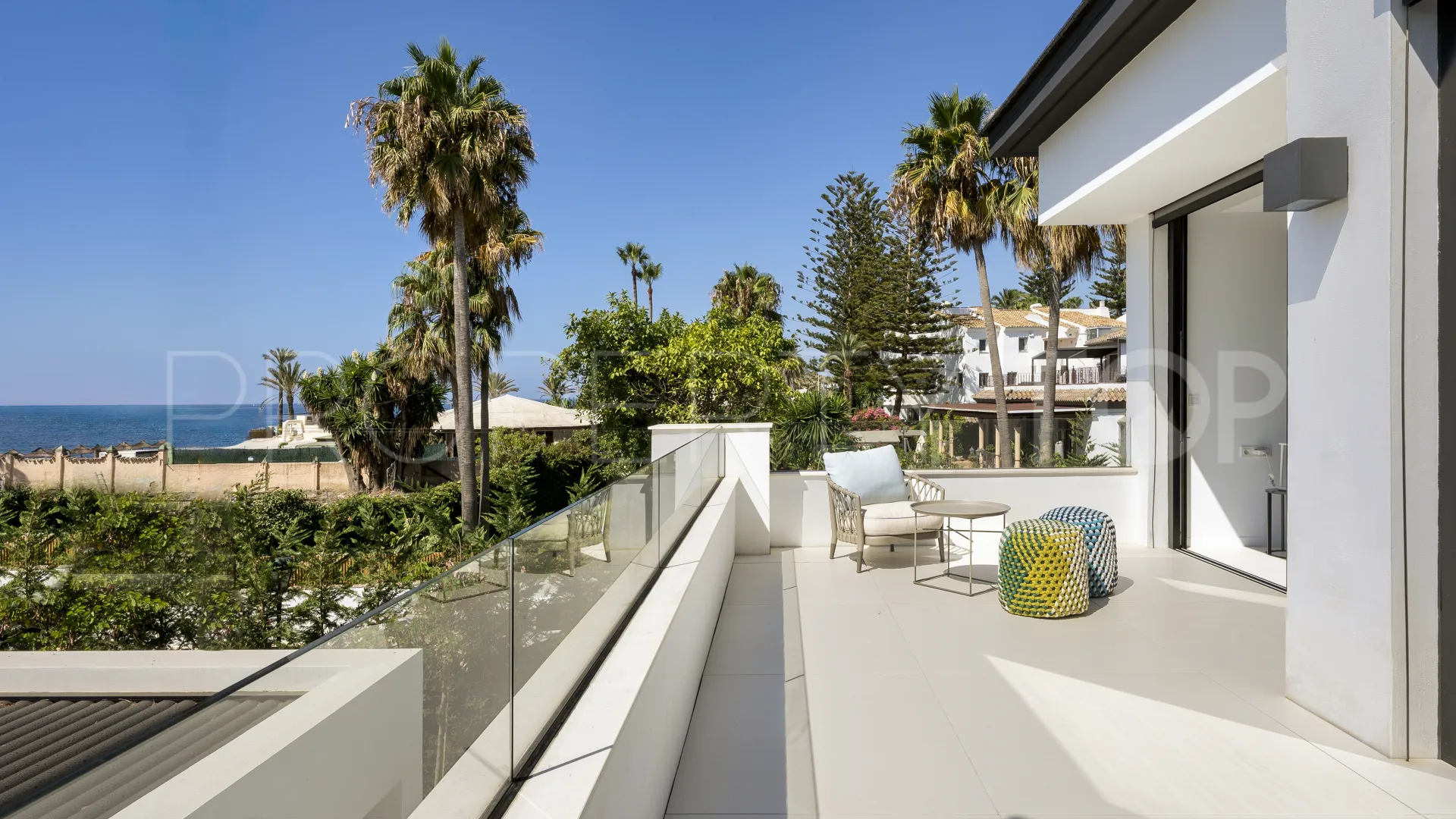 For sale villa in Cortijo Blanco with 6 bedrooms