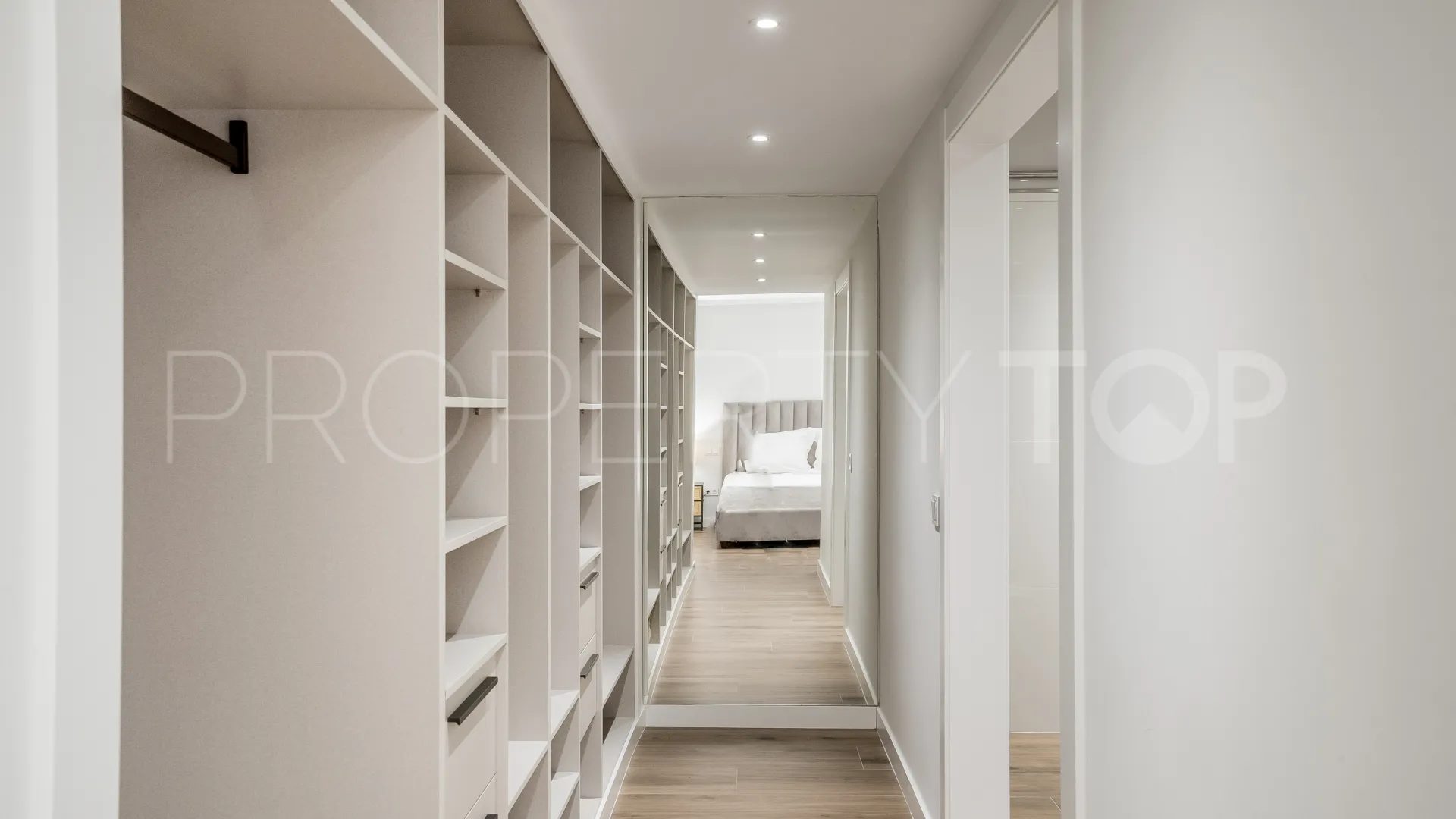 Villa en venta en Balcones de Sierra Blanca de 5 dormitorios