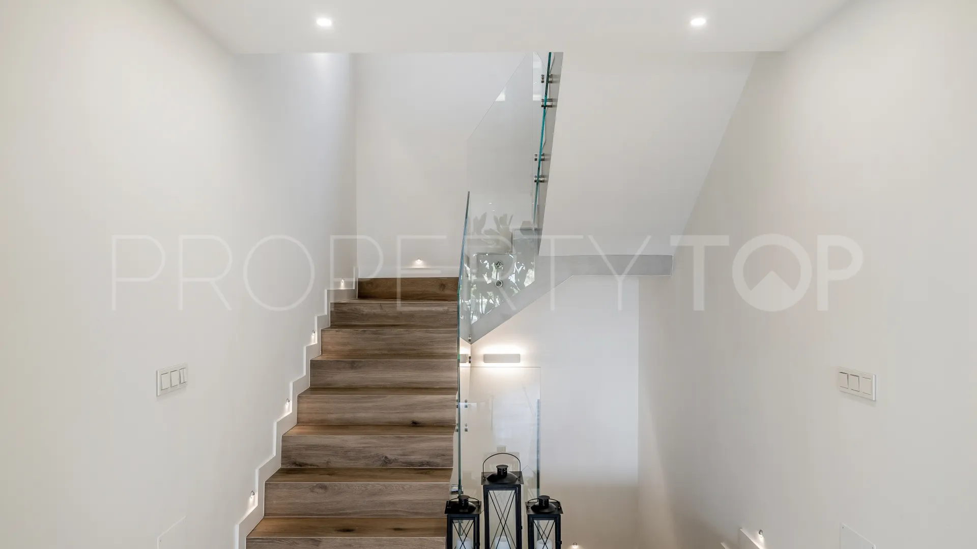 Villa en venta en Balcones de Sierra Blanca de 5 dormitorios