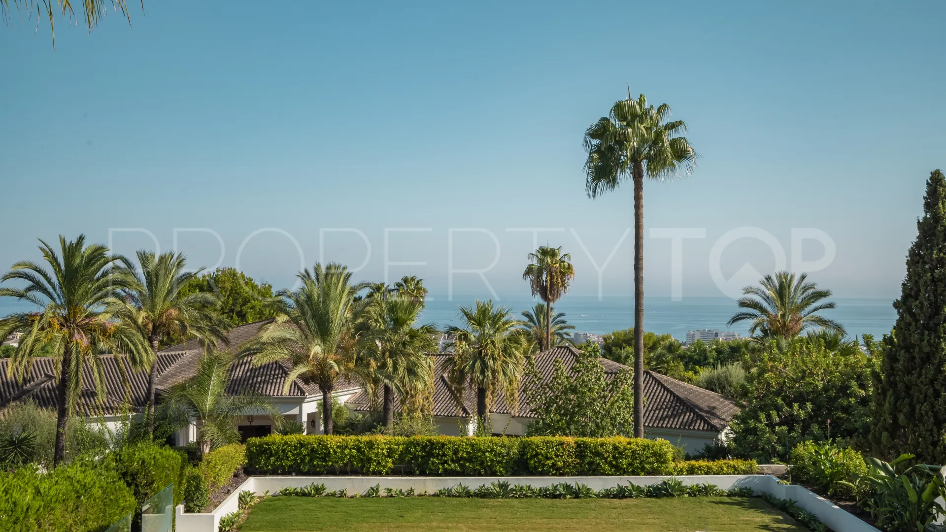 Villa en venta en Balcones de Sierra Blanca de 5 dormitorios