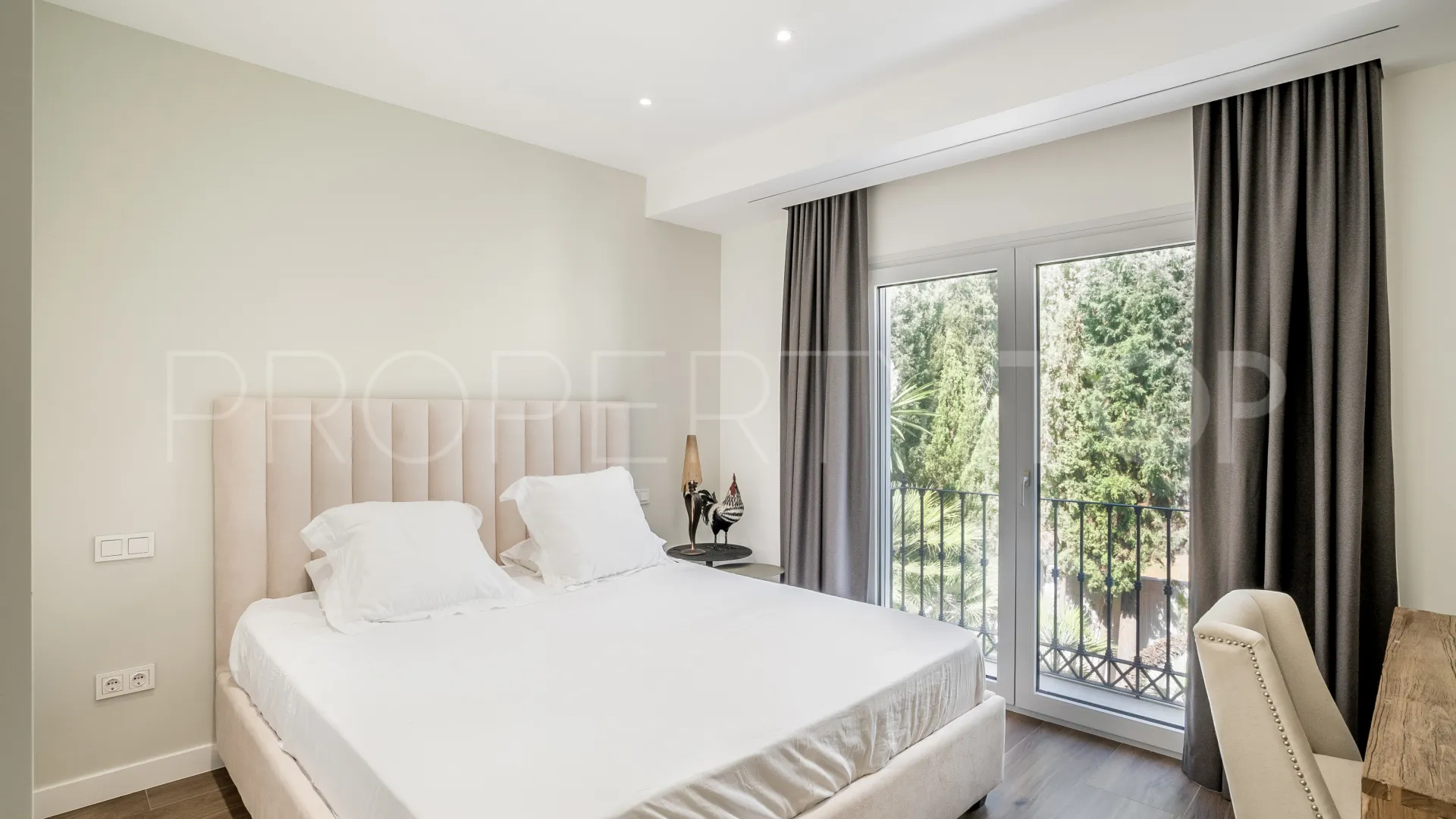 Villa en venta en Balcones de Sierra Blanca de 5 dormitorios