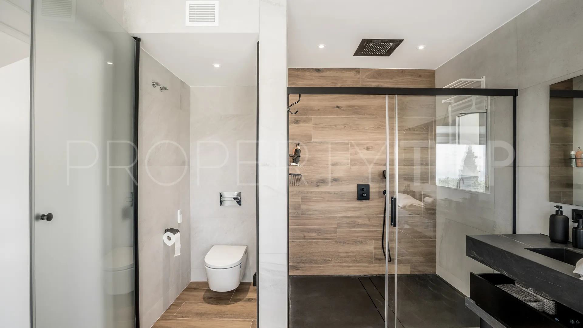 Villa en venta en Balcones de Sierra Blanca de 5 dormitorios