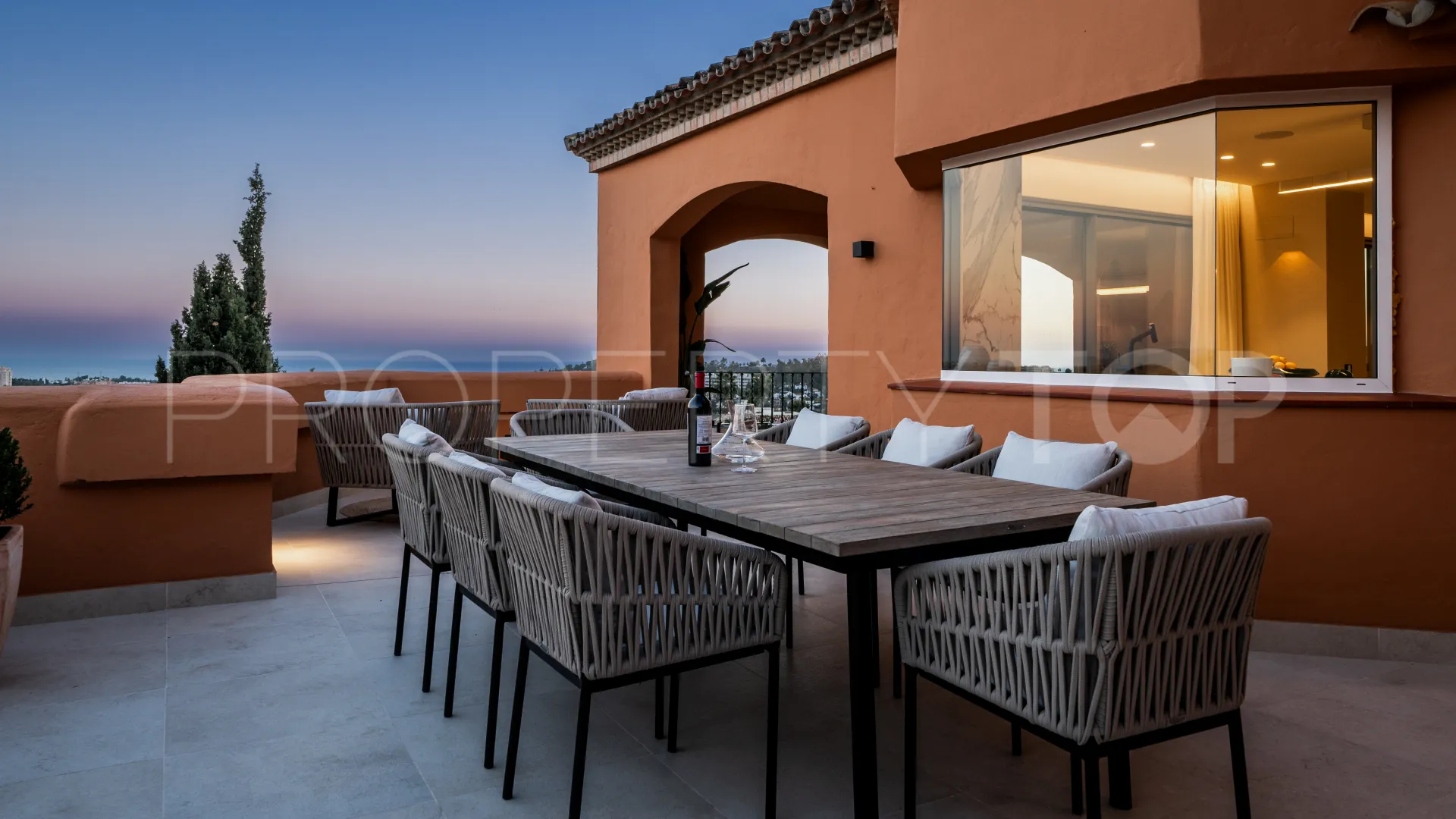 For sale 4 bedrooms apartment in Les Belvederes