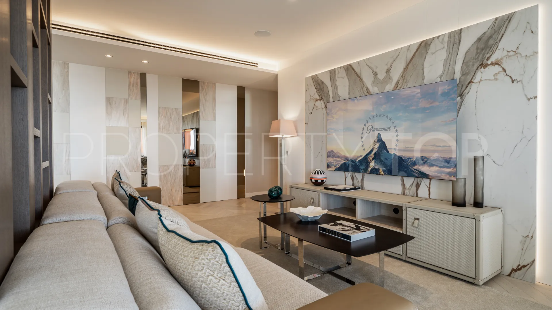 For sale 4 bedrooms apartment in Les Belvederes