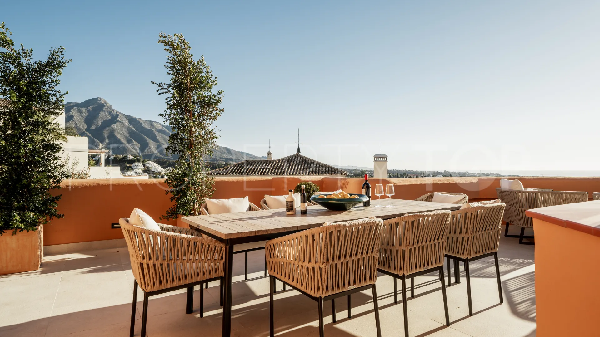For sale 4 bedrooms apartment in Les Belvederes