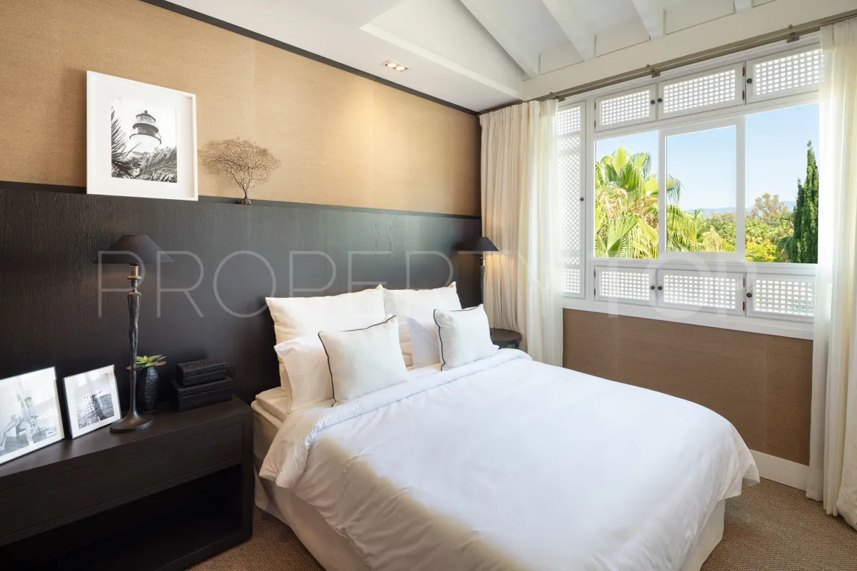 Penthouse with 4 bedrooms for sale in Puente Romano