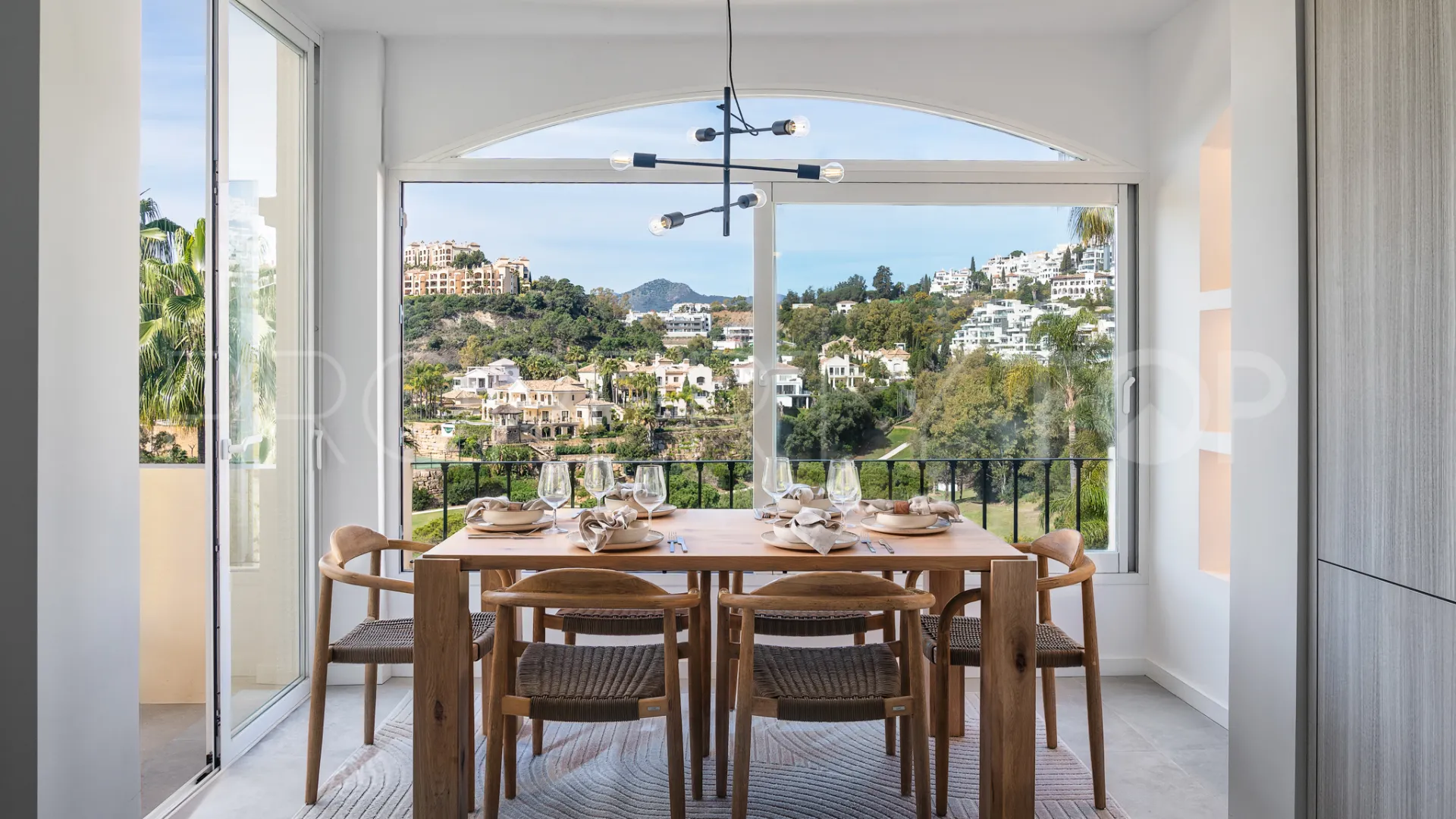 For sale La Quinta Hills duplex penthouse with 3 bedrooms