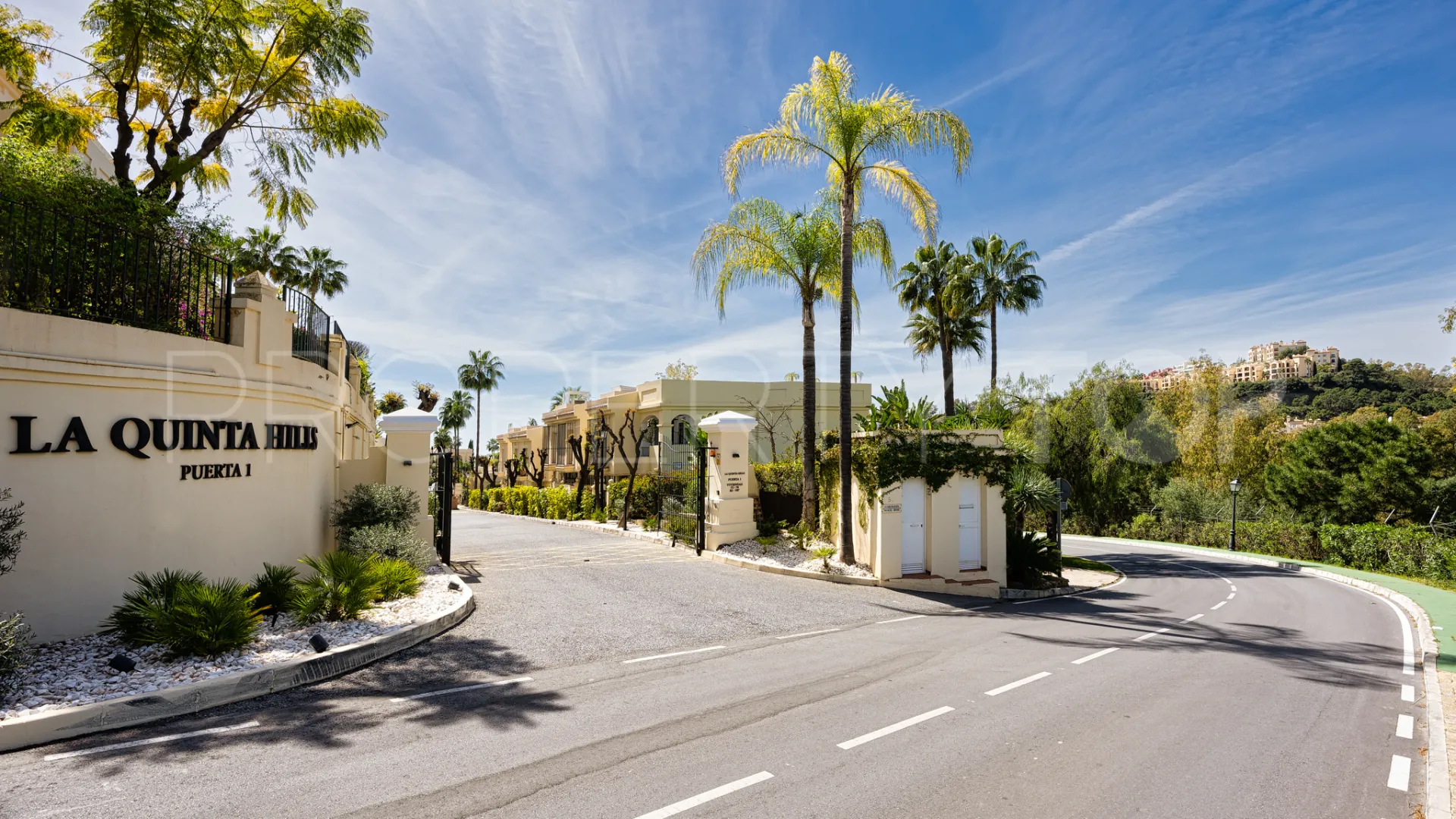 For sale La Quinta Hills duplex penthouse with 3 bedrooms