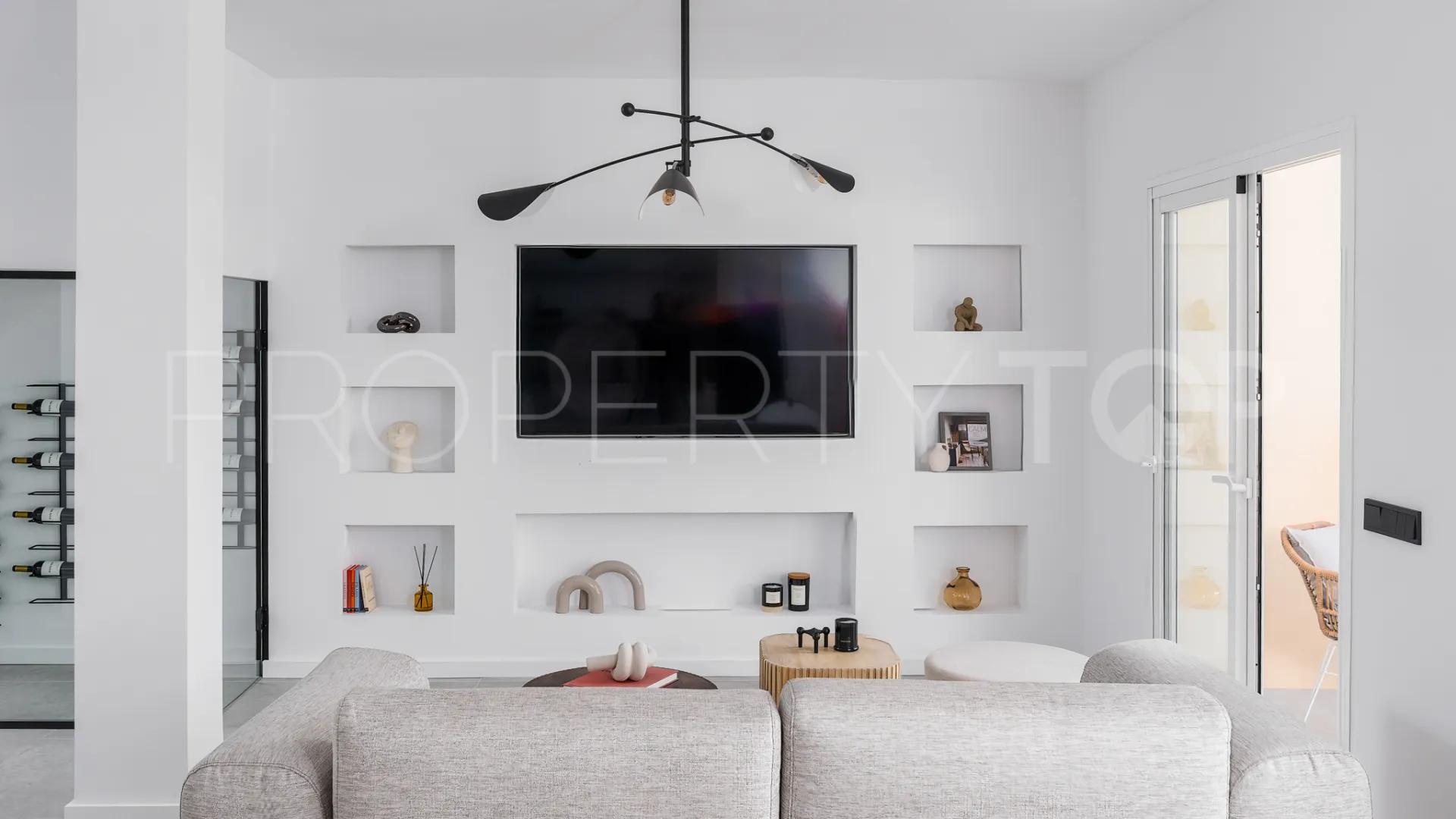 For sale La Quinta Hills duplex penthouse with 3 bedrooms