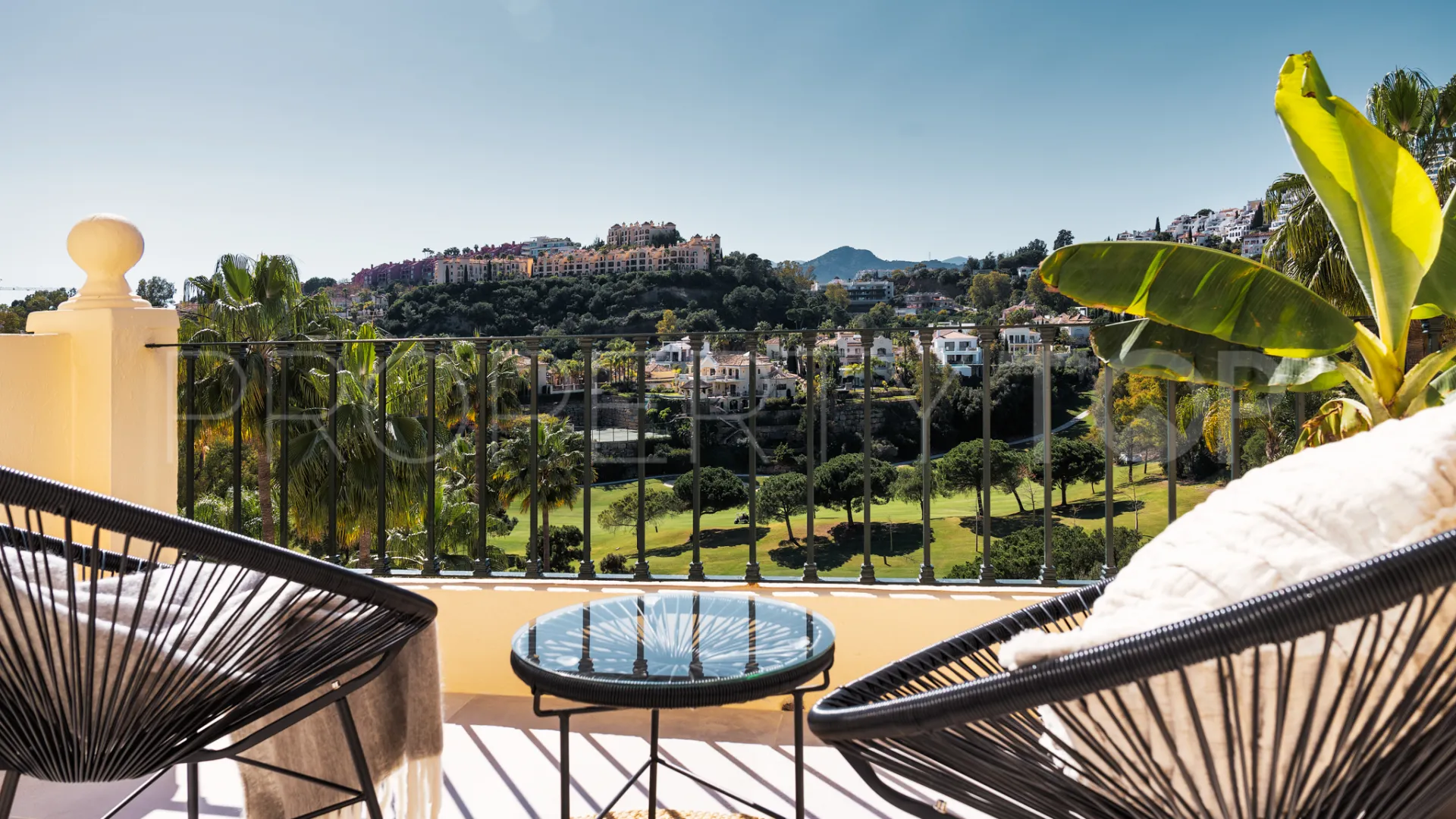 For sale La Quinta Hills duplex penthouse with 3 bedrooms