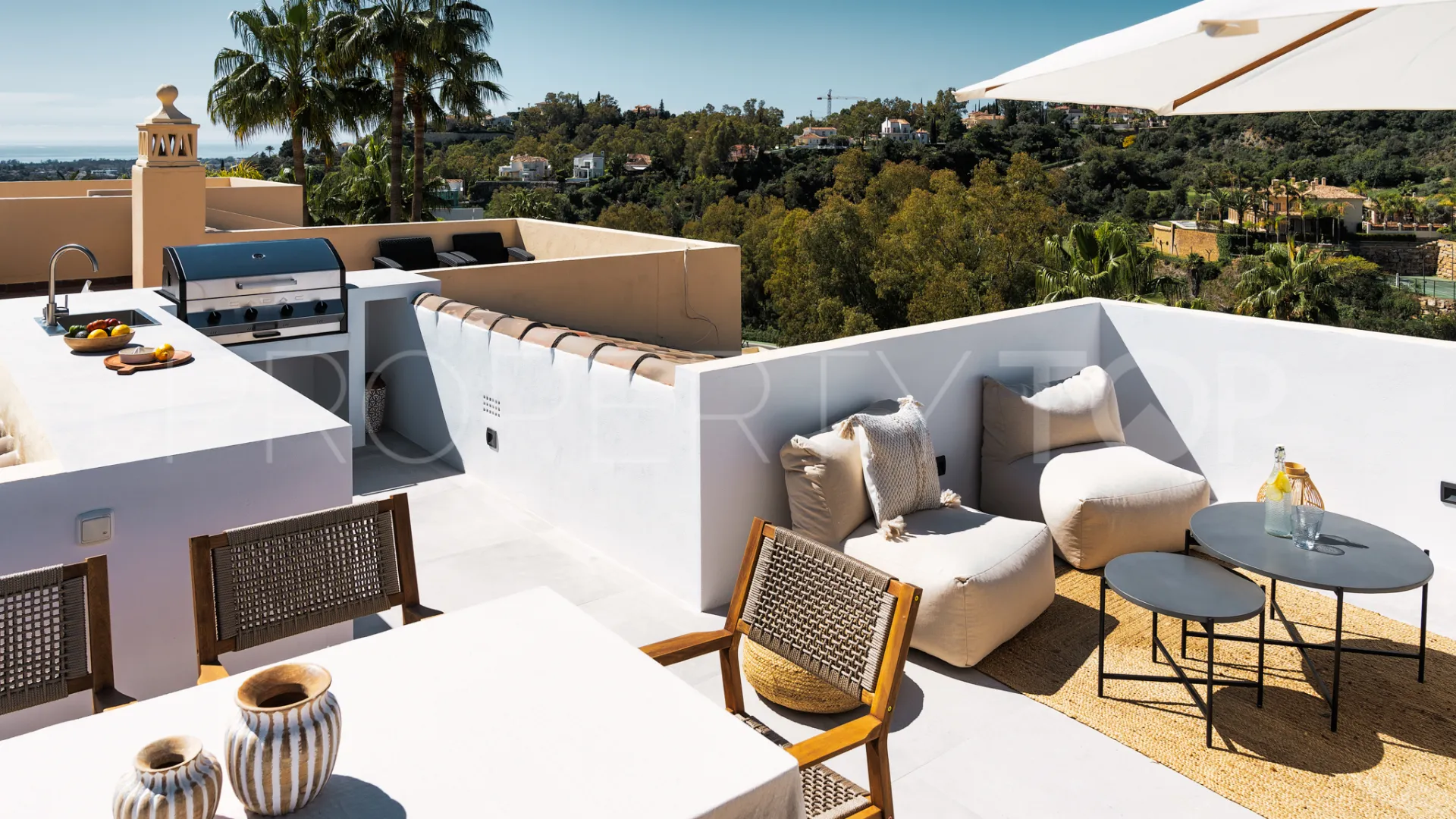 For sale La Quinta Hills duplex penthouse with 3 bedrooms