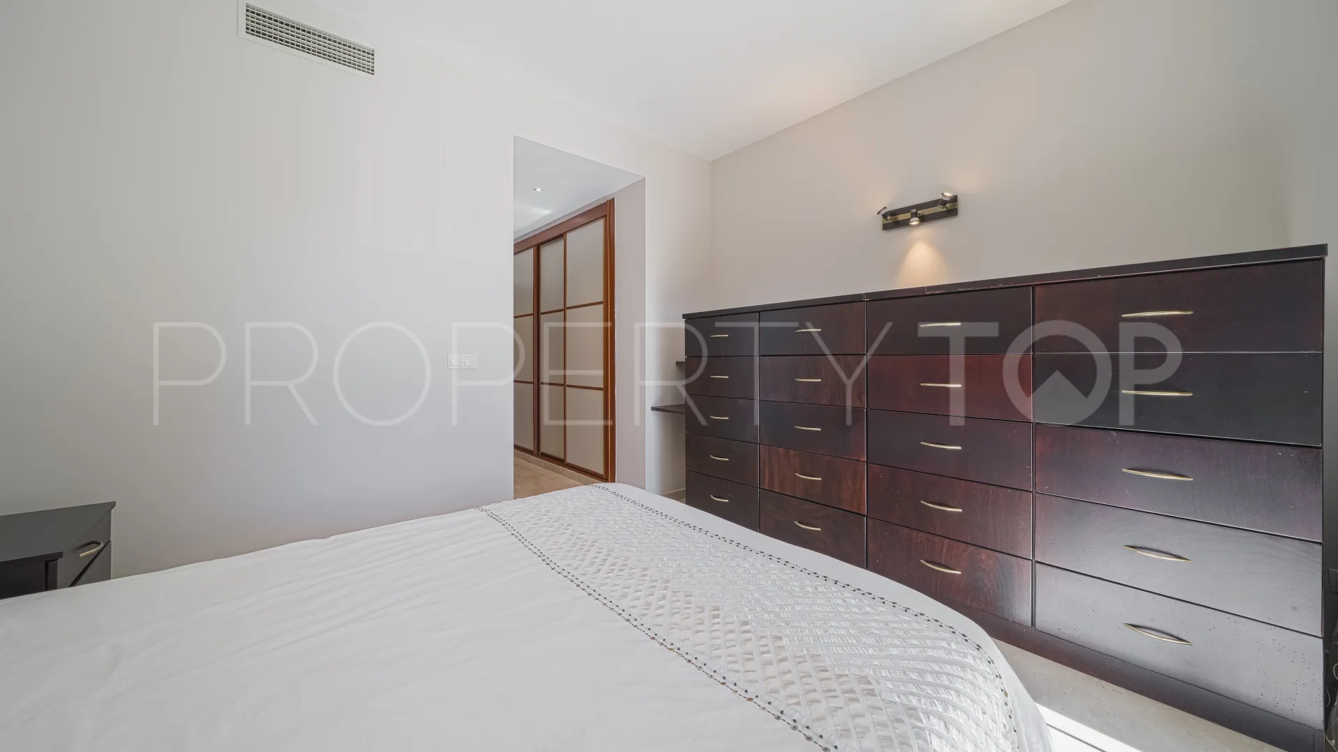 2 bedrooms La Quinta Village ground floor apartment for sale