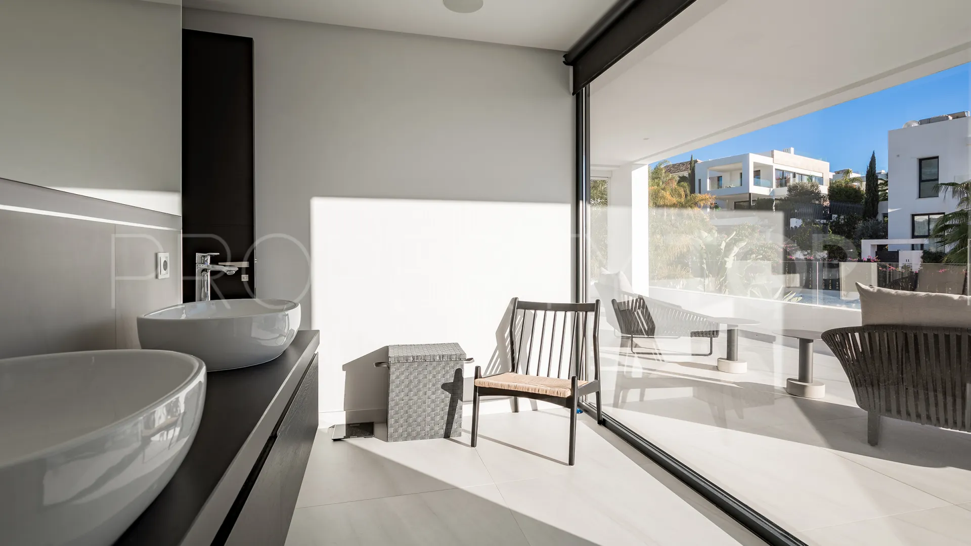 Comprar villa en Los Olivos