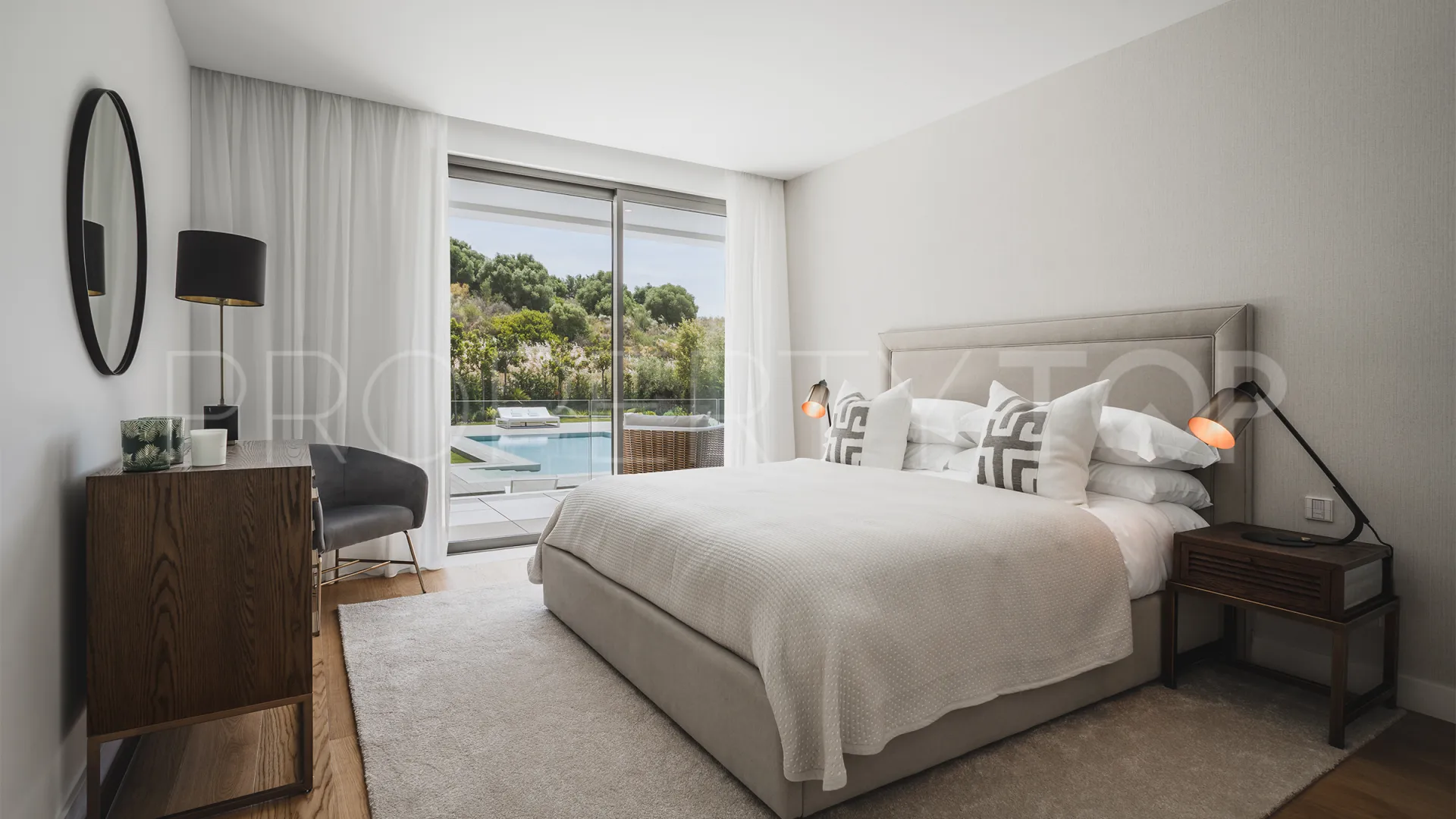 Villa de 4 dormitorios a la venta en El Paraiso