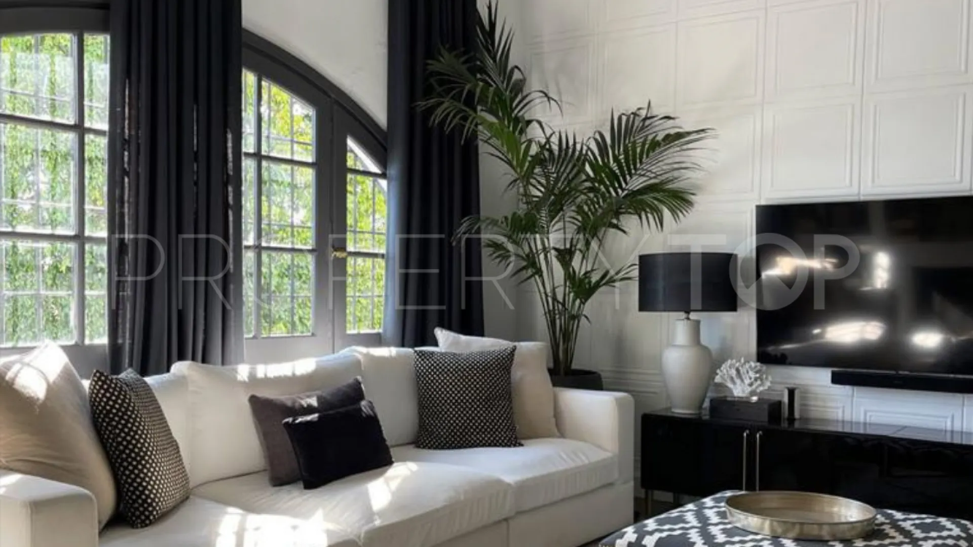 Villa en venta en Golden Mile