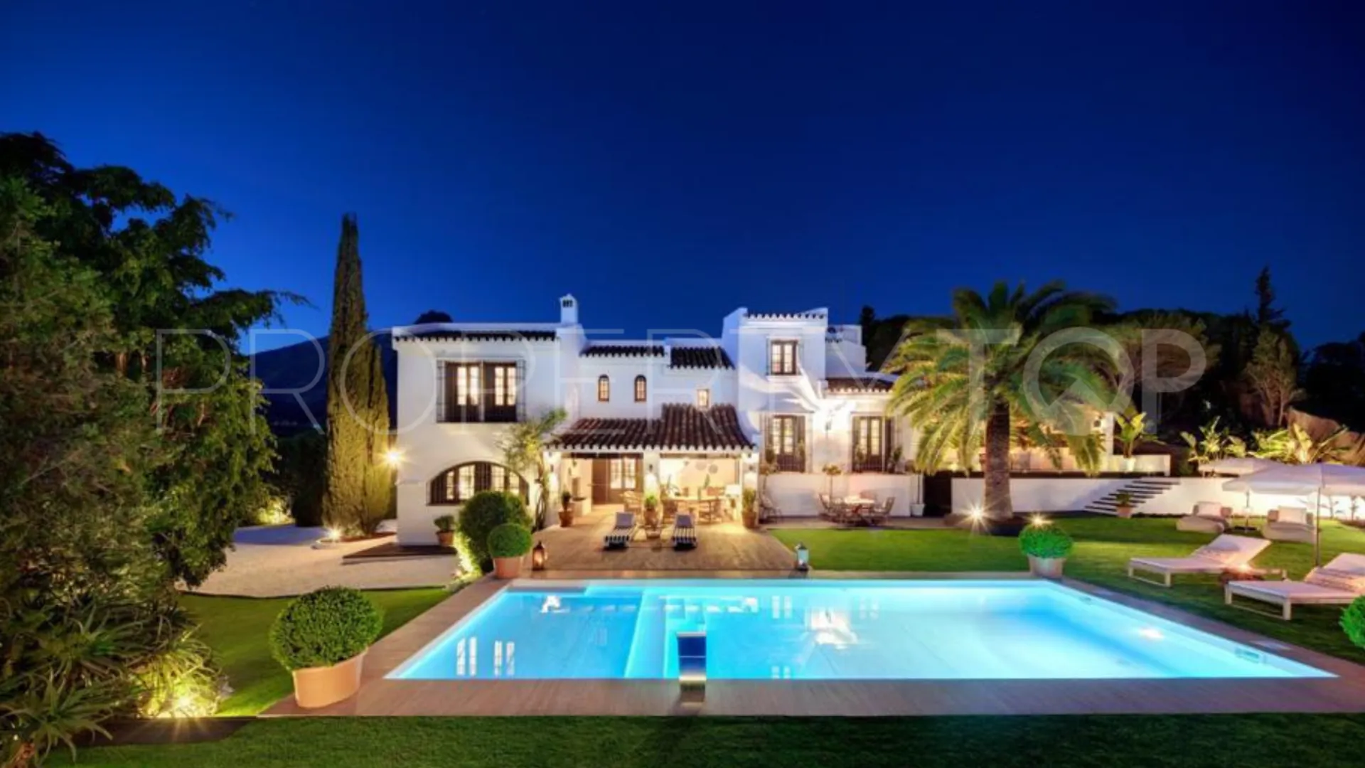 Villa en venta en Golden Mile