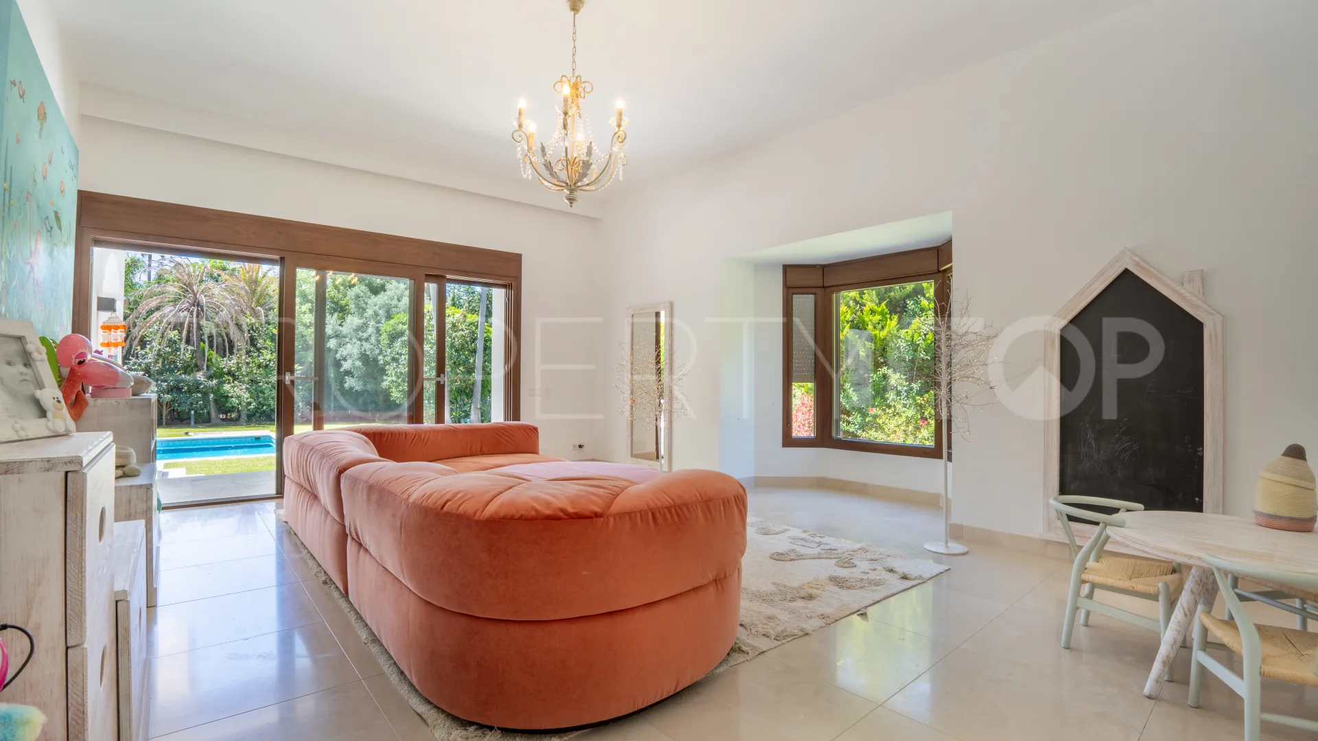 6 bedrooms villa in Guadalmina Baja for sale