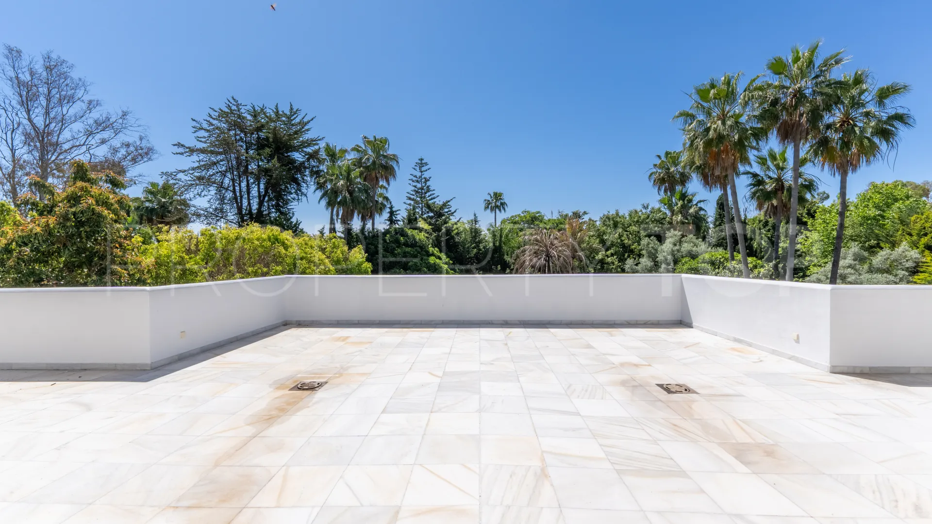 6 bedrooms villa in Guadalmina Baja for sale