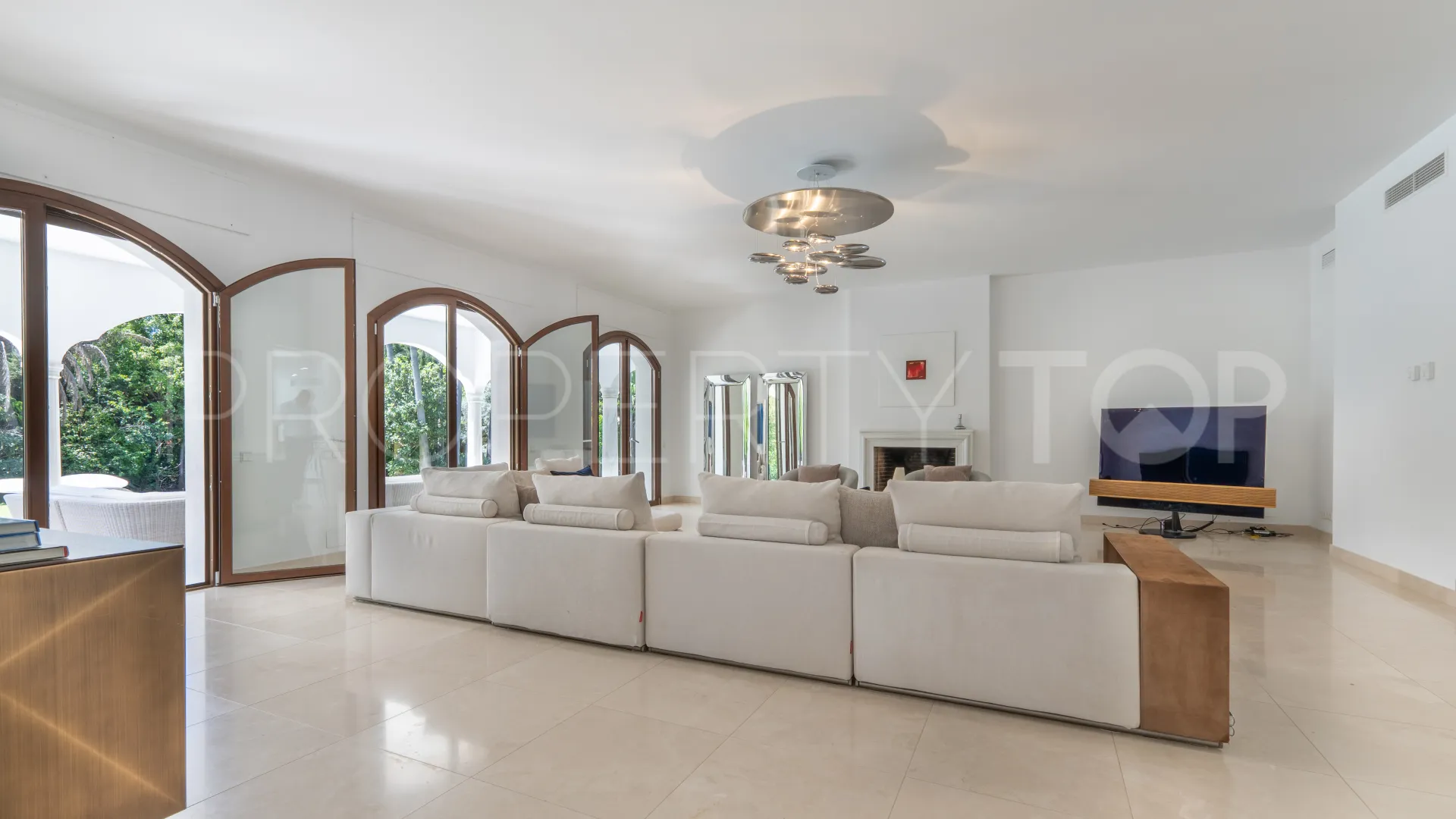 6 bedrooms villa in Guadalmina Baja for sale