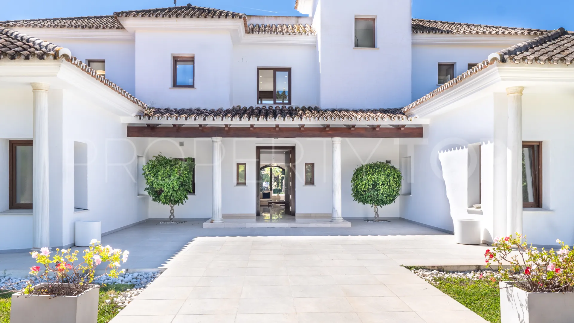 6 bedrooms villa in Guadalmina Baja for sale