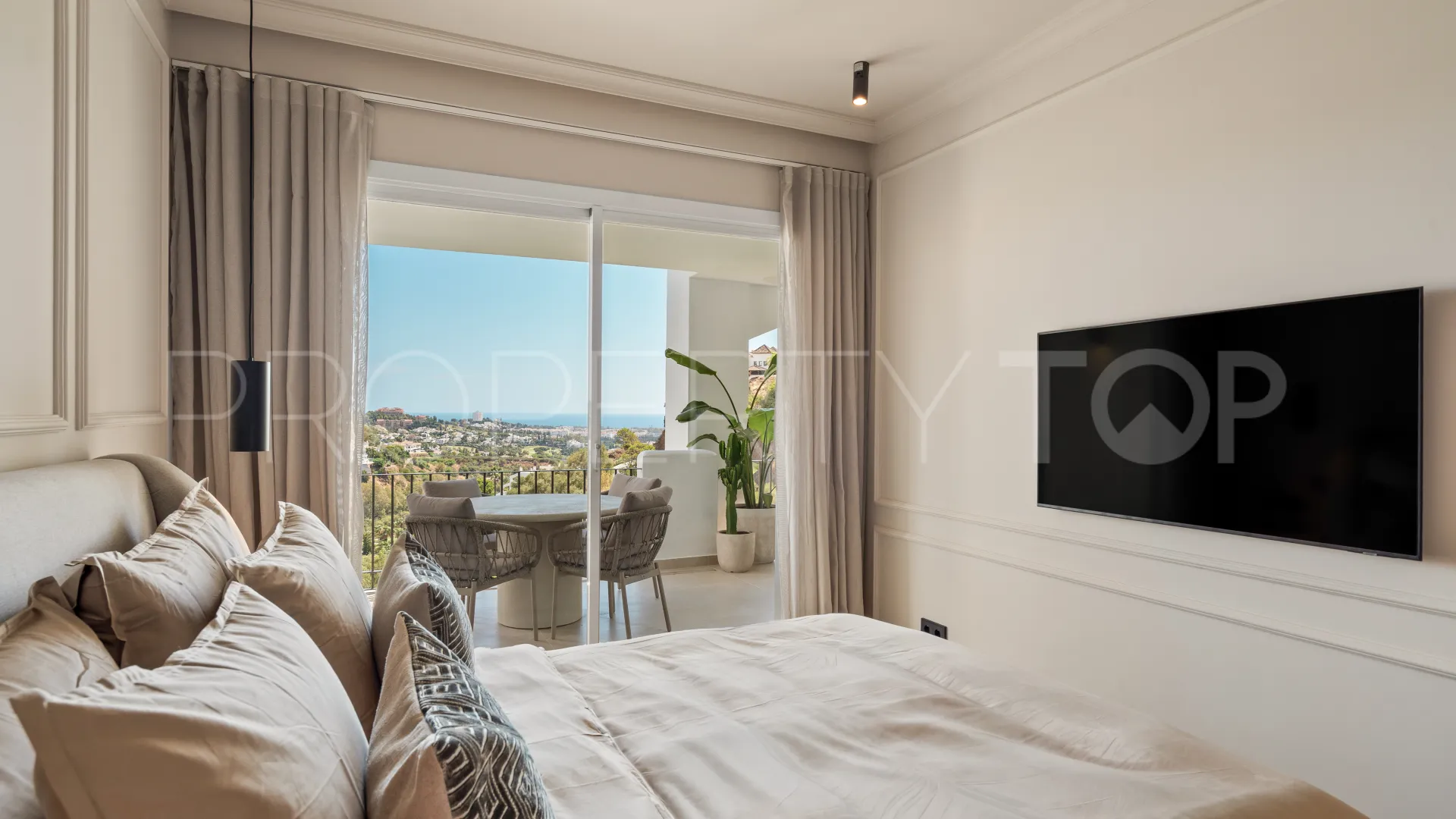 Apartamento en venta de 3 dormitorios en La Quinta
