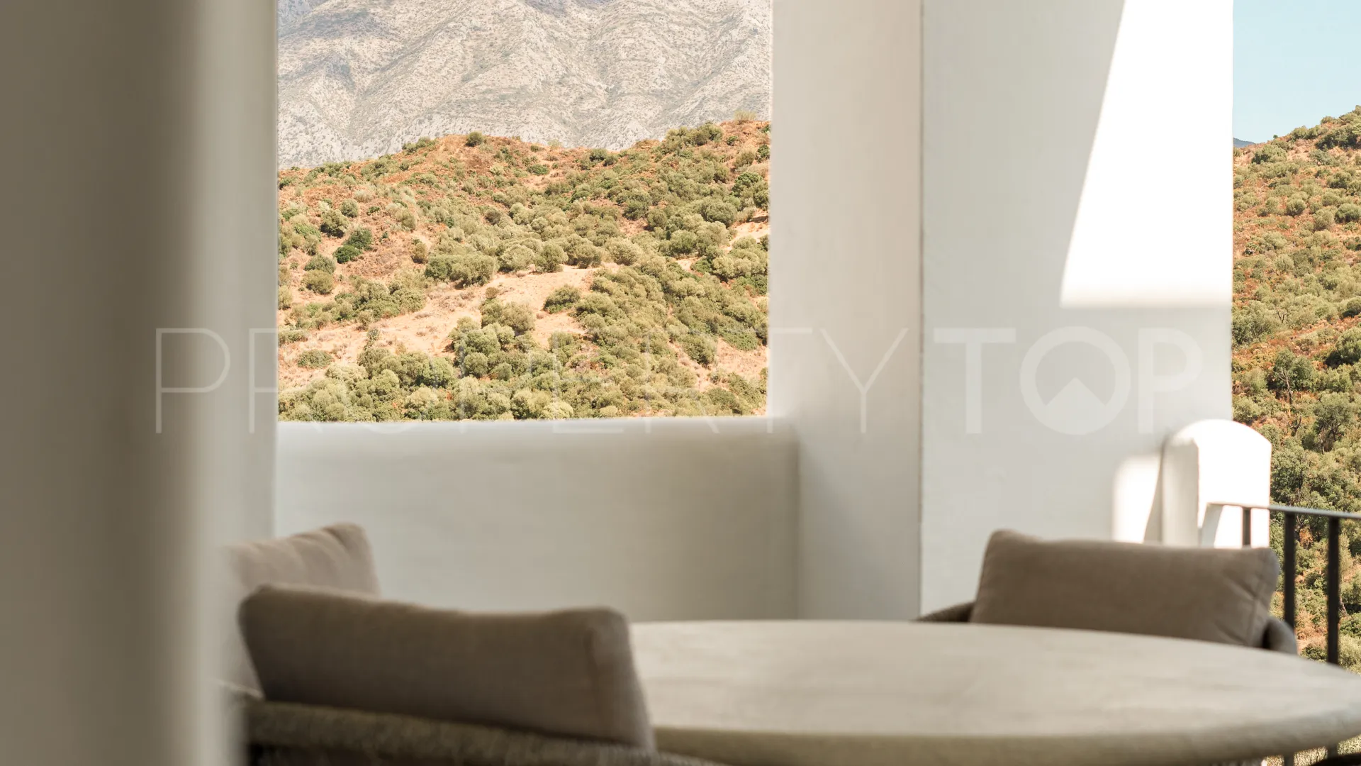 Apartamento en venta de 3 dormitorios en La Quinta
