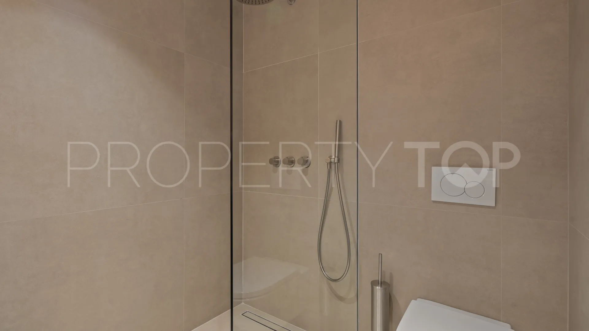 Apartamento en venta de 3 dormitorios en La Quinta