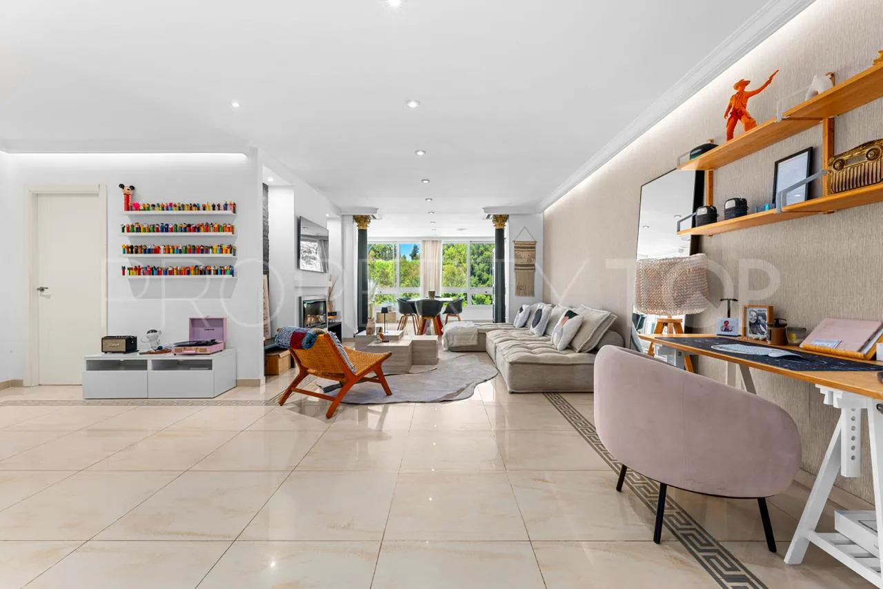 La Quinta penthouse for sale