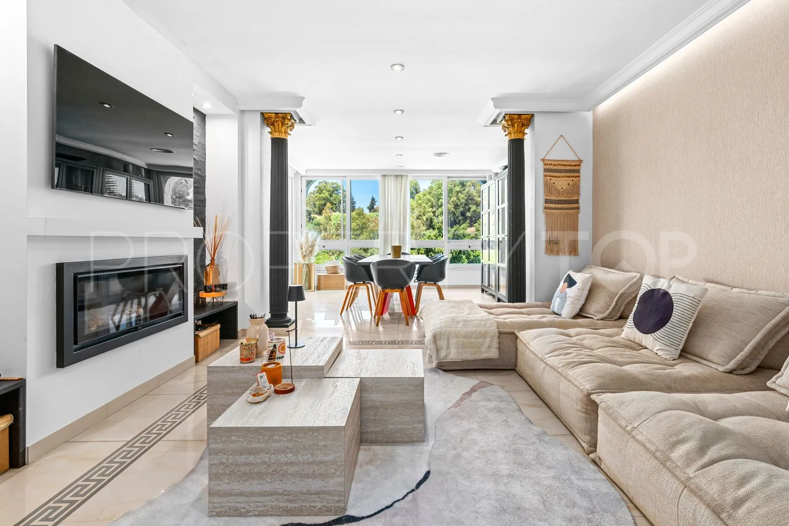 La Quinta penthouse for sale