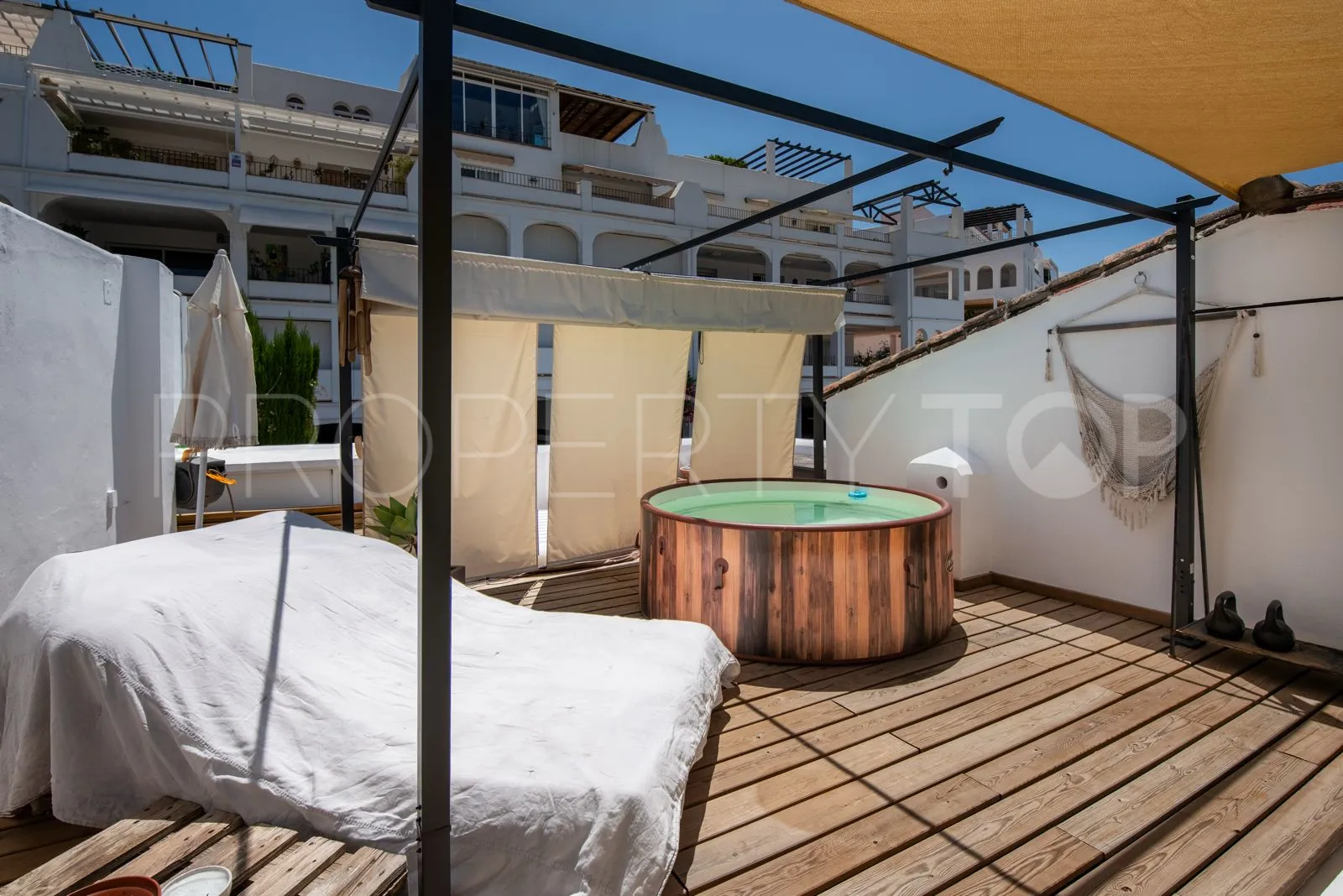 La Quinta penthouse for sale