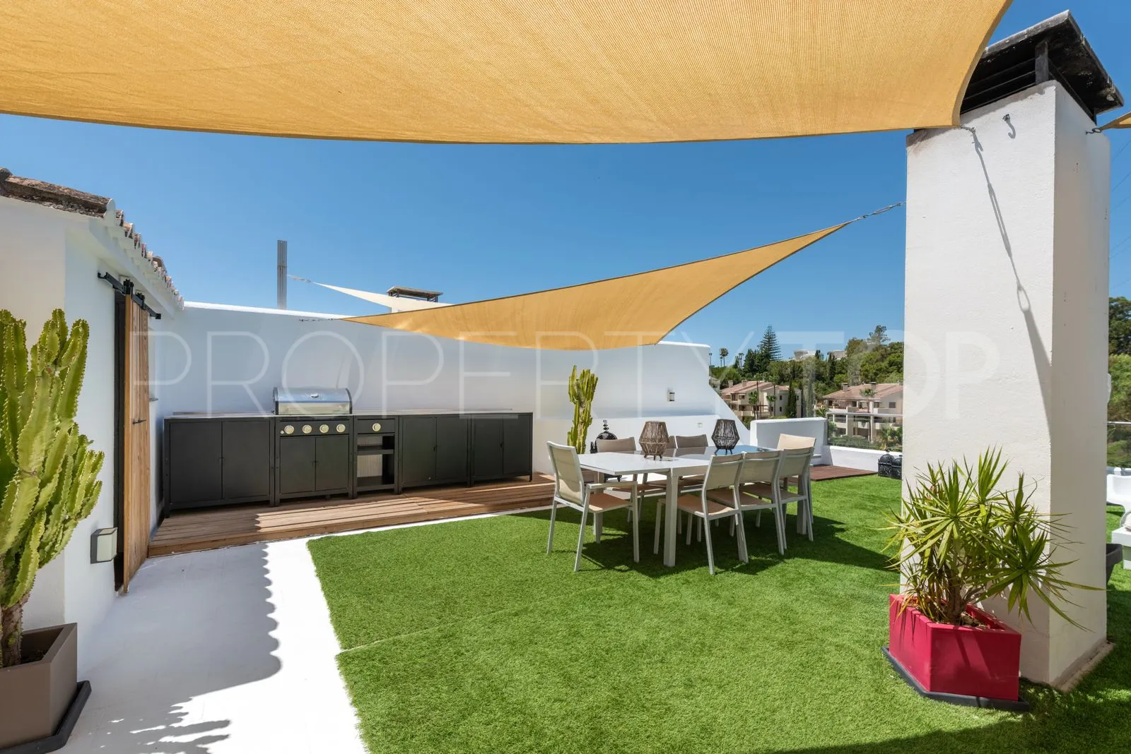 La Quinta penthouse for sale