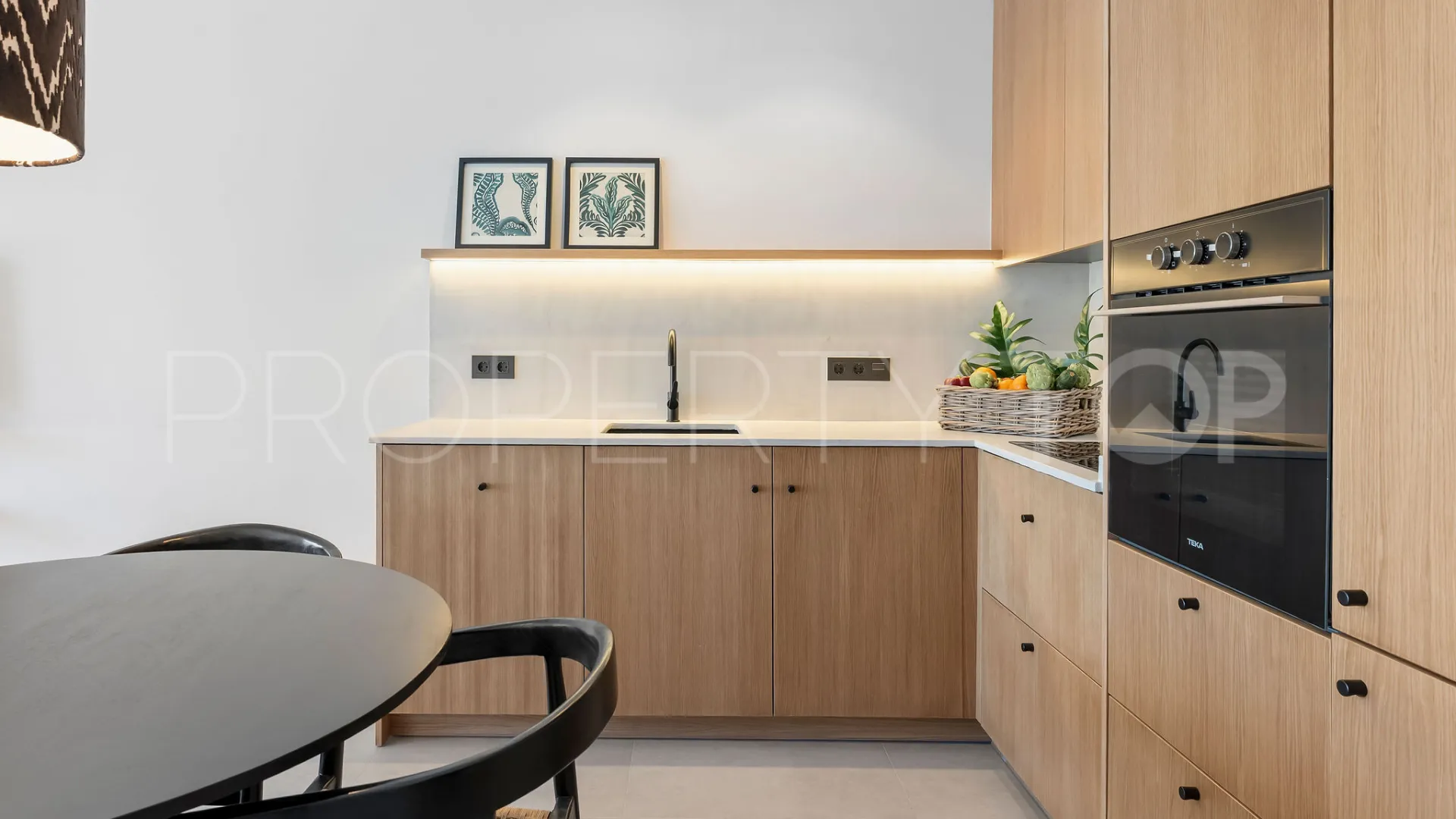 For sale Aloha Gardens penthouse