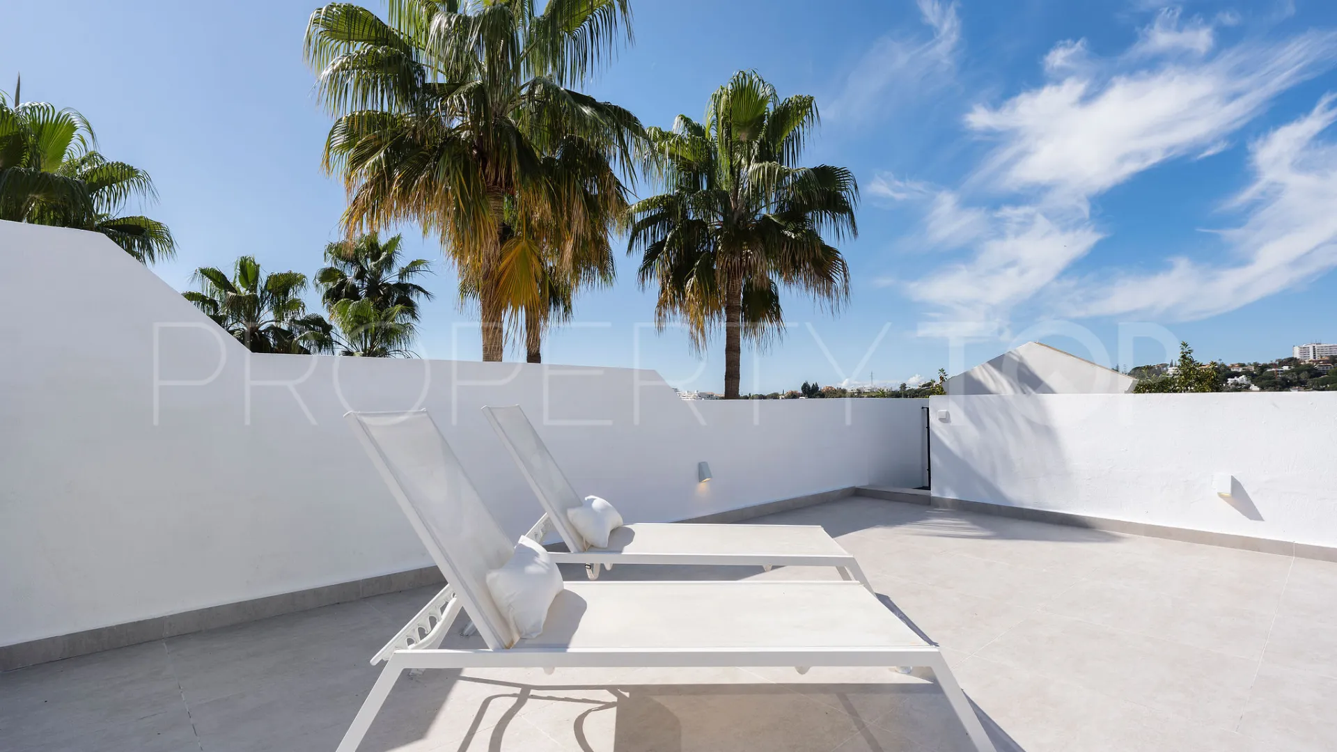 For sale Aloha Gardens penthouse
