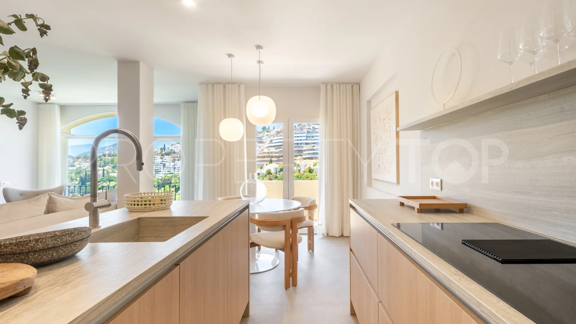 Buy La Quinta Hills duplex with 3 bedrooms
