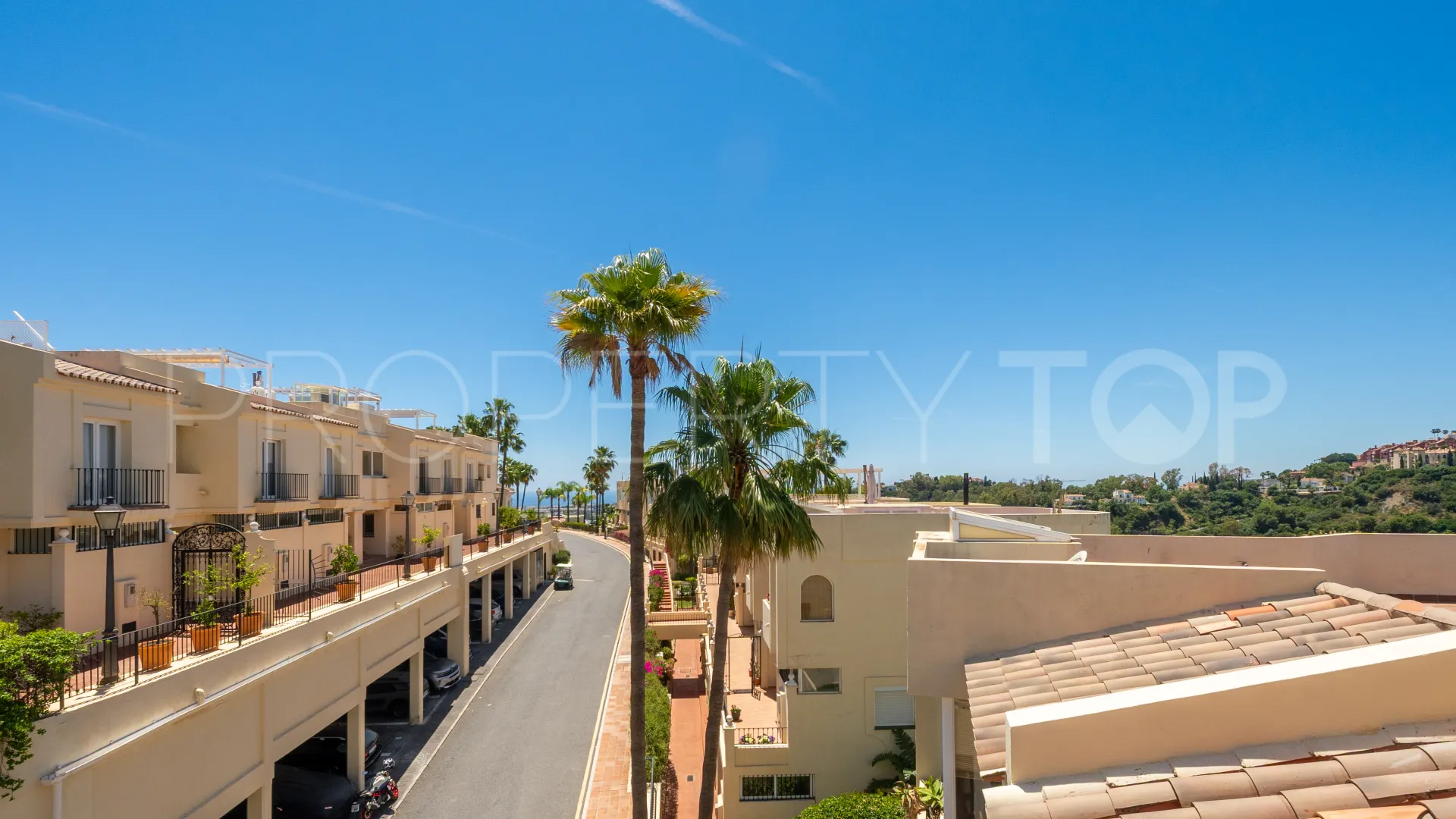Buy La Quinta Hills duplex with 3 bedrooms