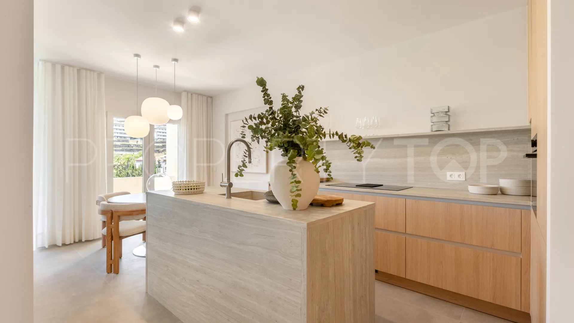 Buy La Quinta Hills duplex with 3 bedrooms