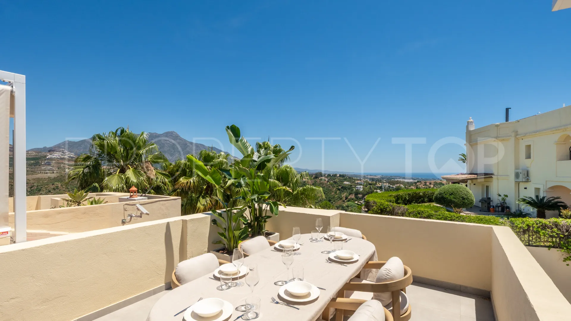 Buy La Quinta Hills duplex with 3 bedrooms