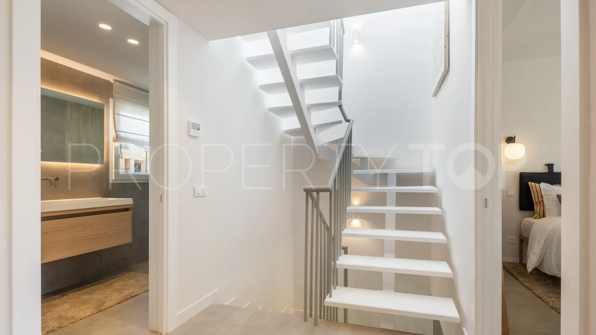 Buy La Quinta Hills duplex with 3 bedrooms