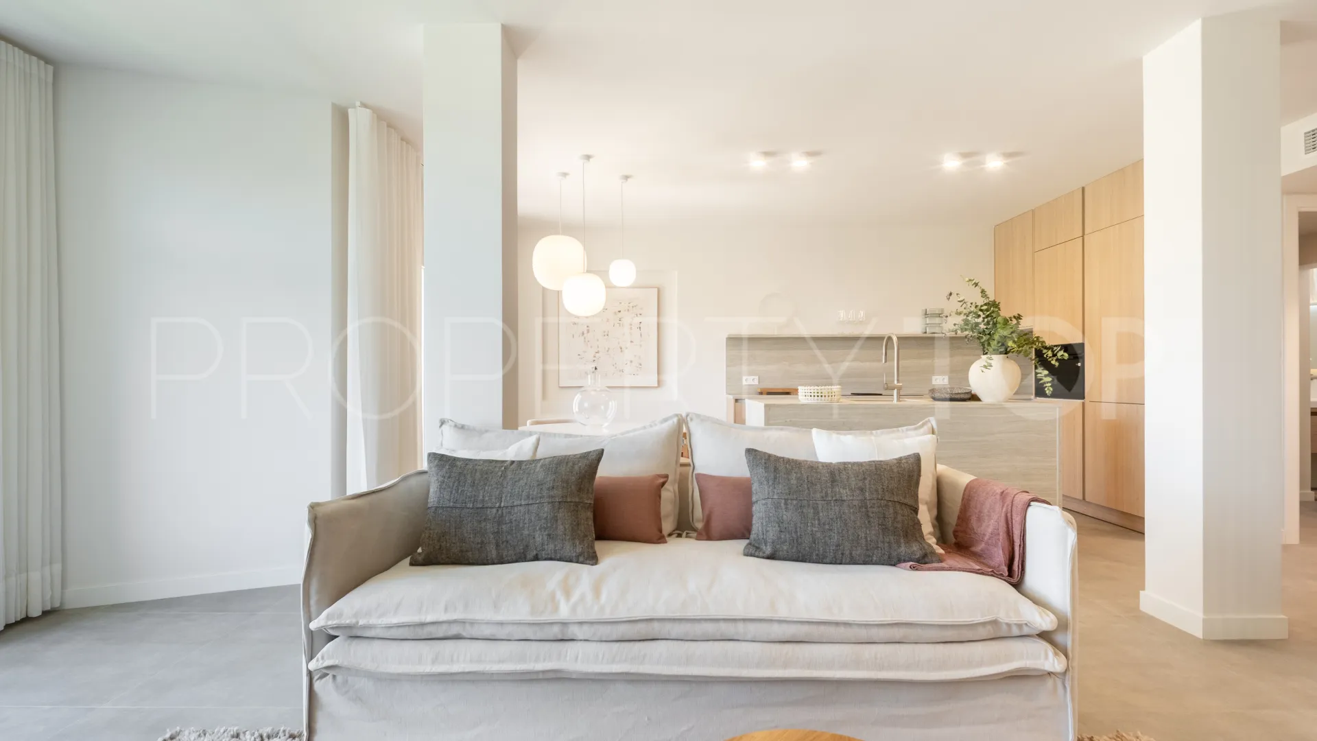 Buy La Quinta Hills duplex with 3 bedrooms