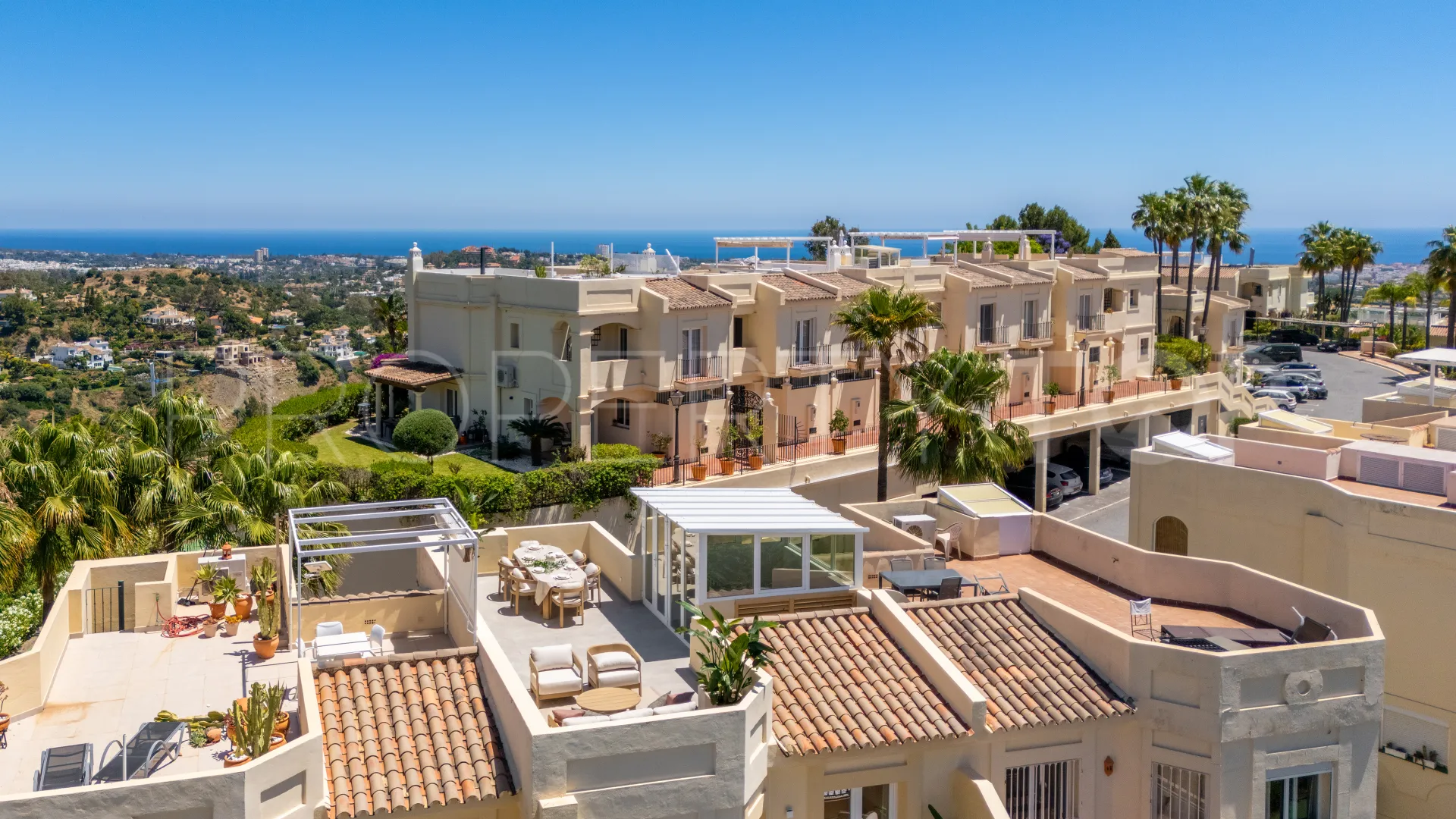 Buy La Quinta Hills duplex with 3 bedrooms