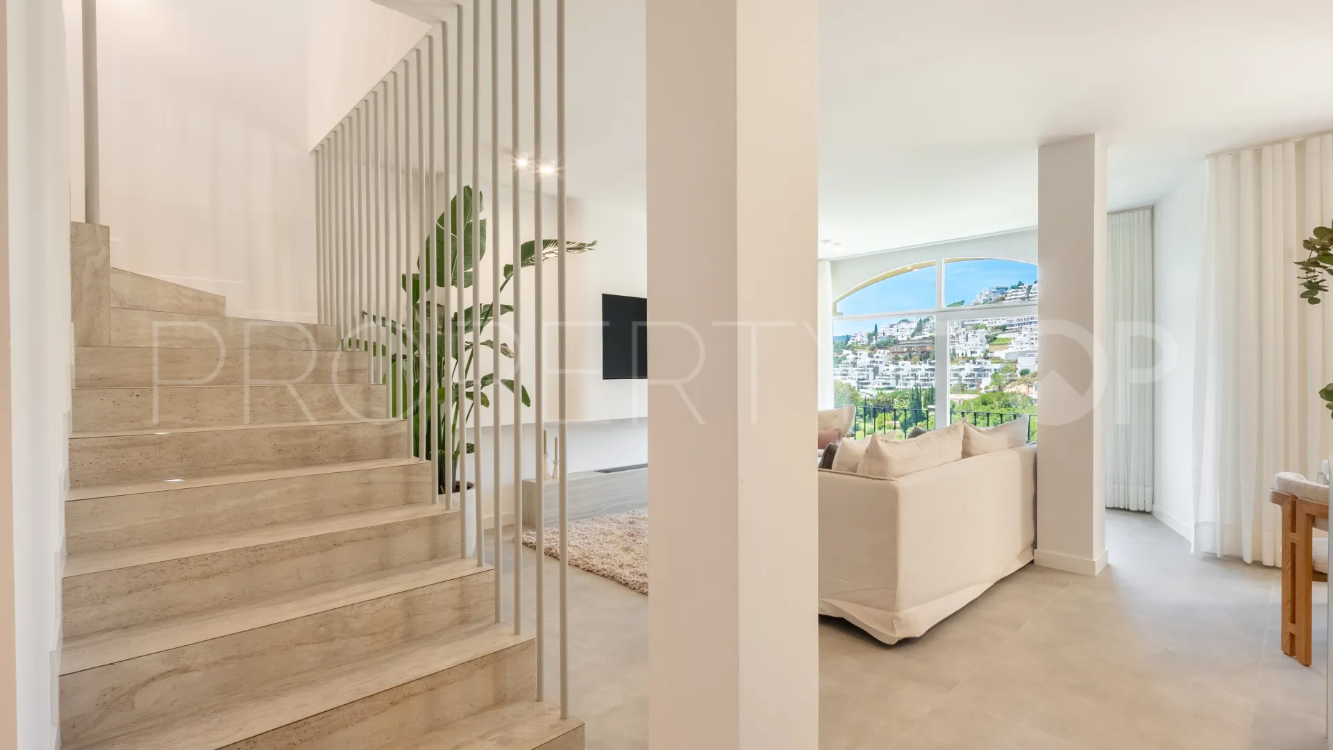 Buy La Quinta Hills duplex with 3 bedrooms