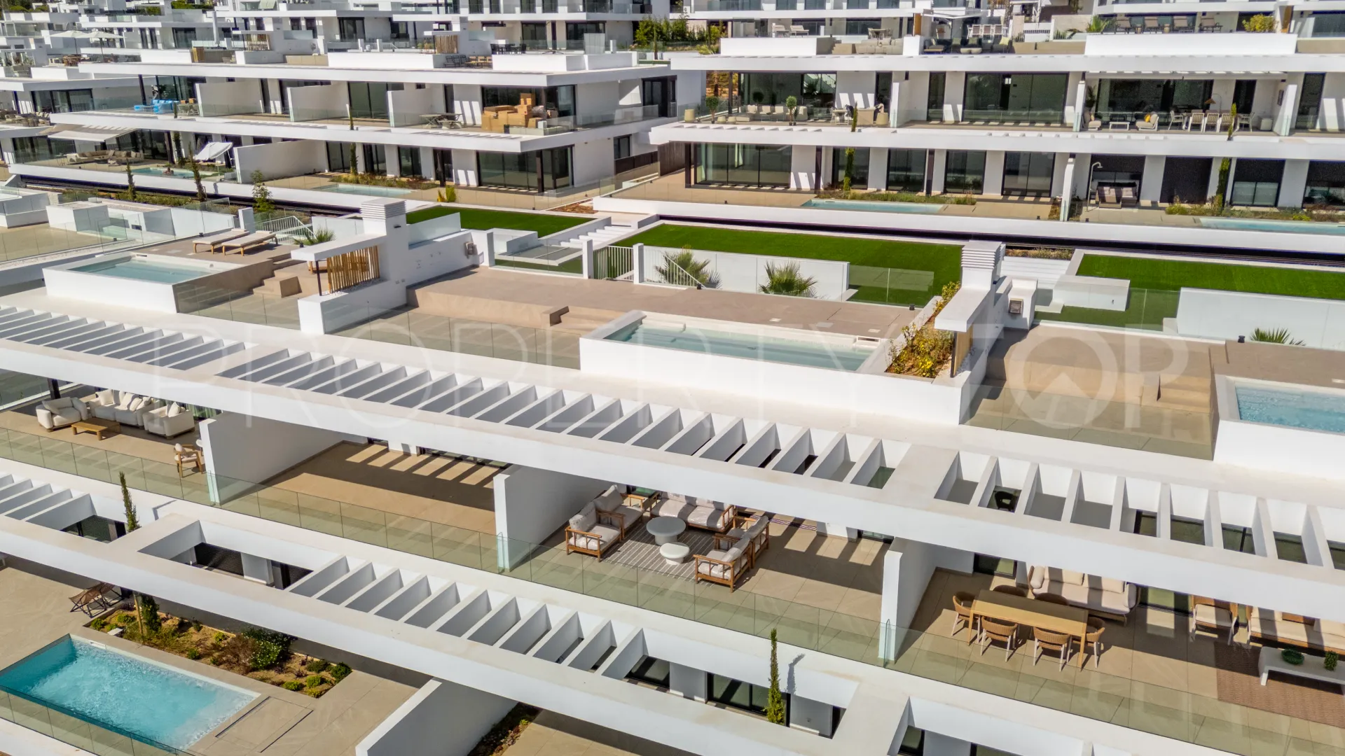 Apartment for sale in Marbella East